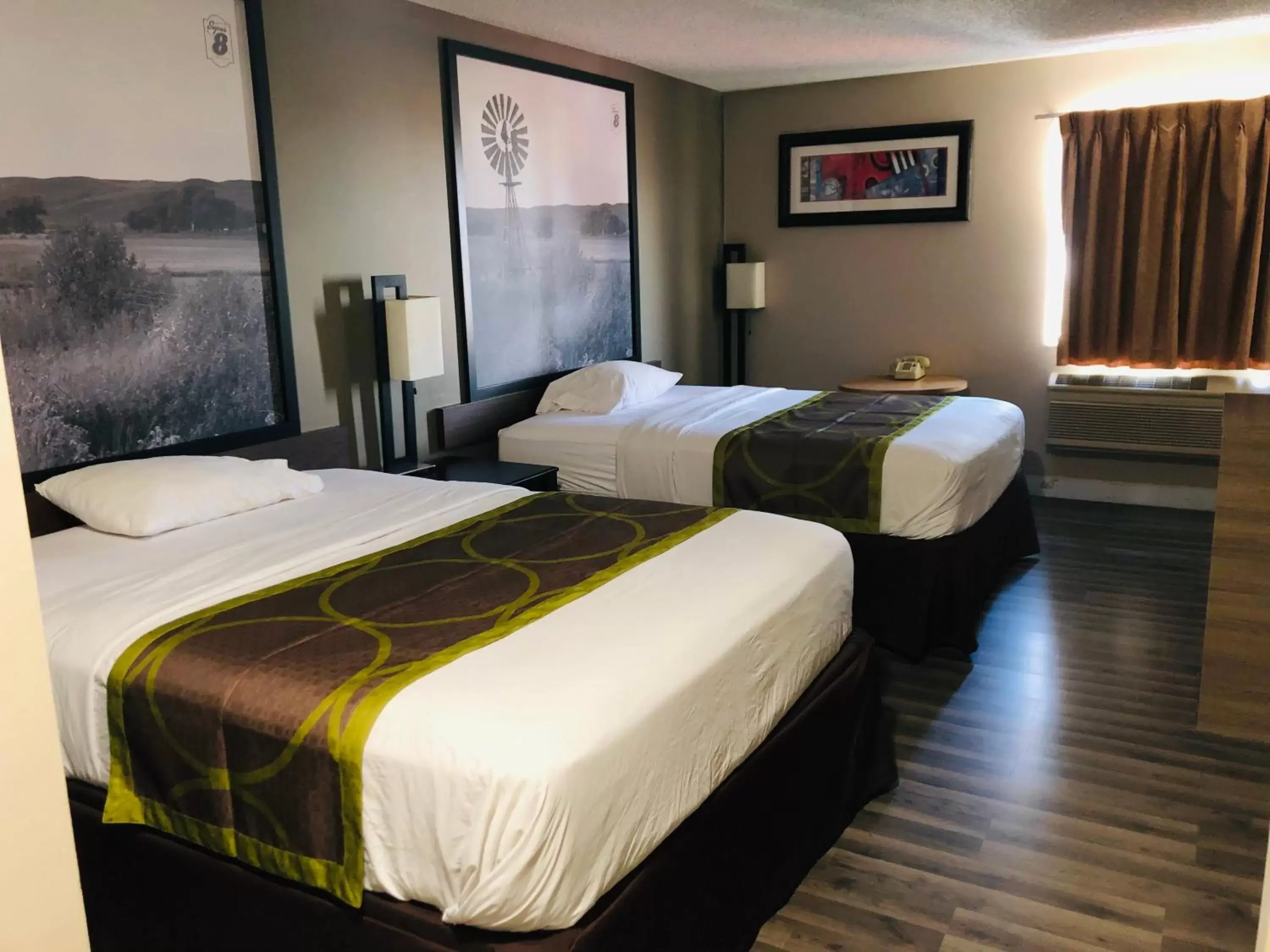 Bed in Super 8 by Wyndham Omaha SW