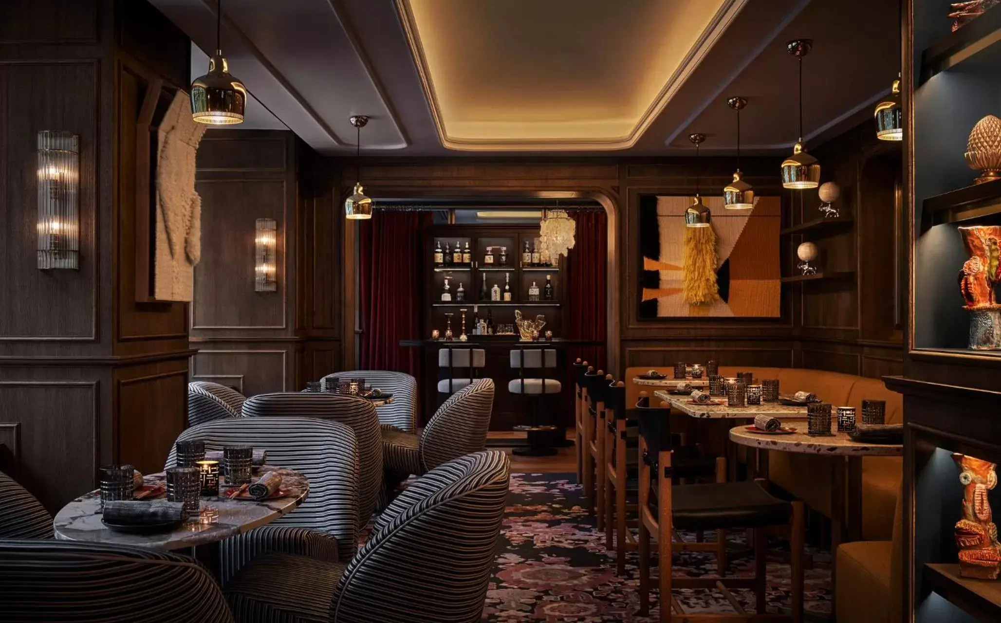 Lounge or bar, Restaurant/Places to Eat in Four Seasons Hotel Madrid