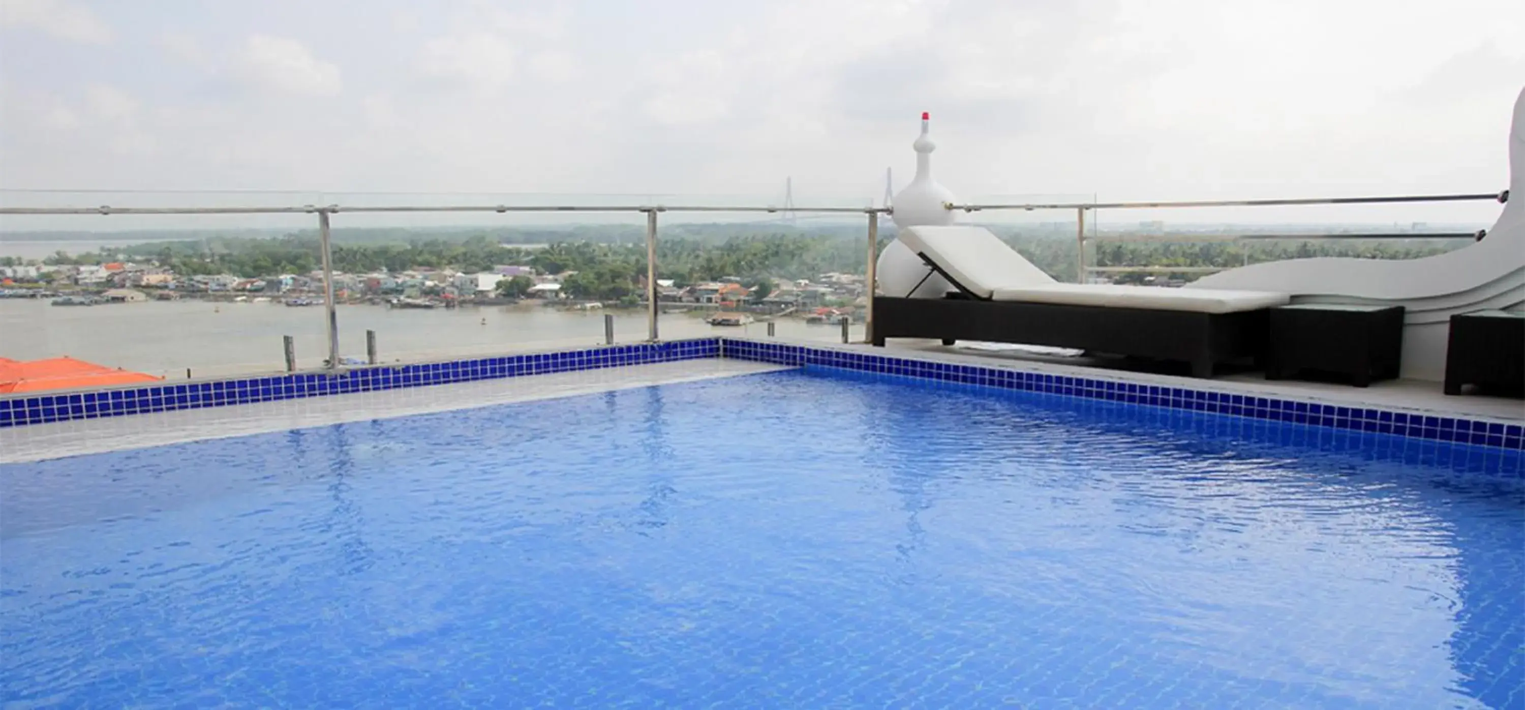 River view, Swimming Pool in West Hotel