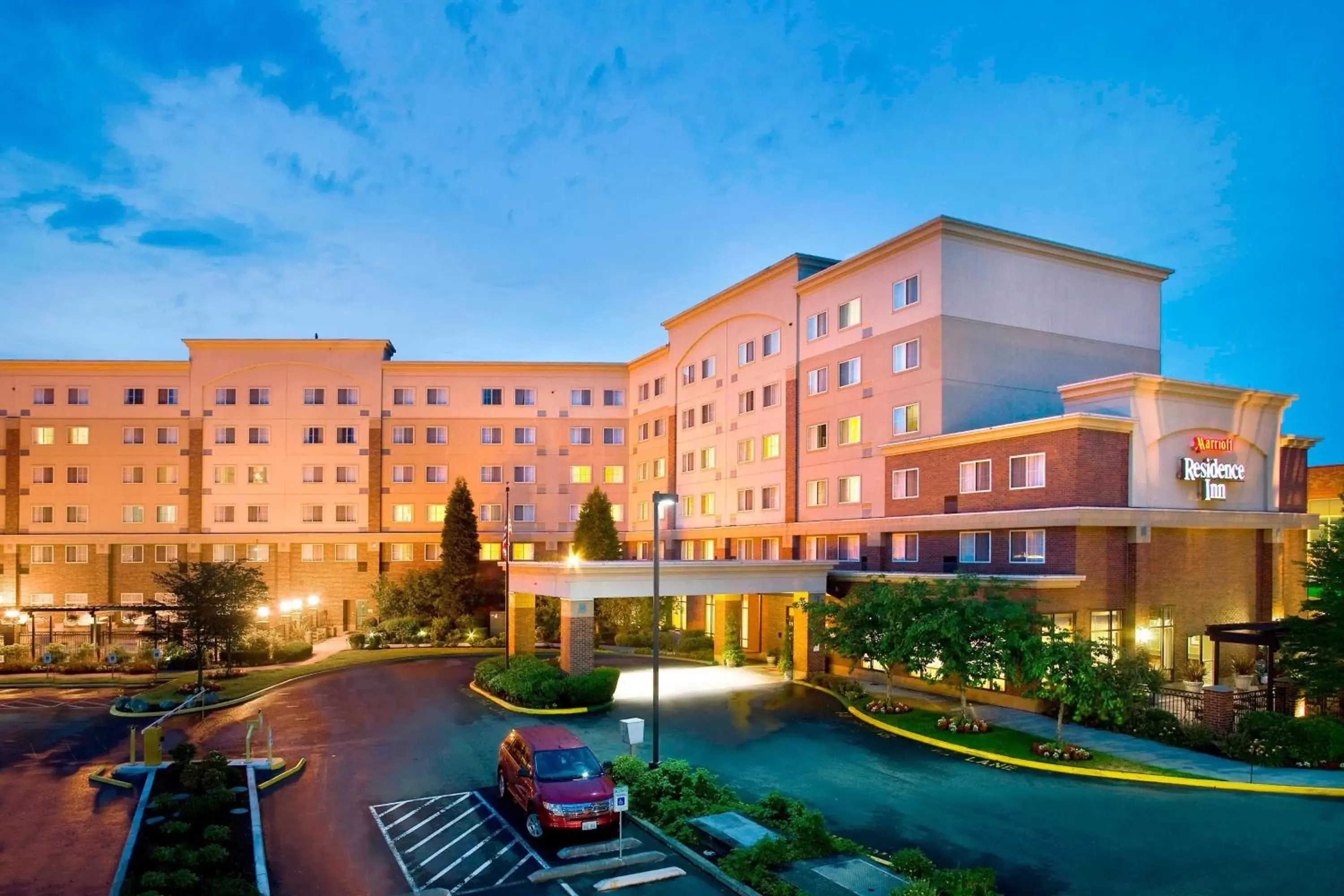 Property Building in Residence Inn Seattle East/Redmond