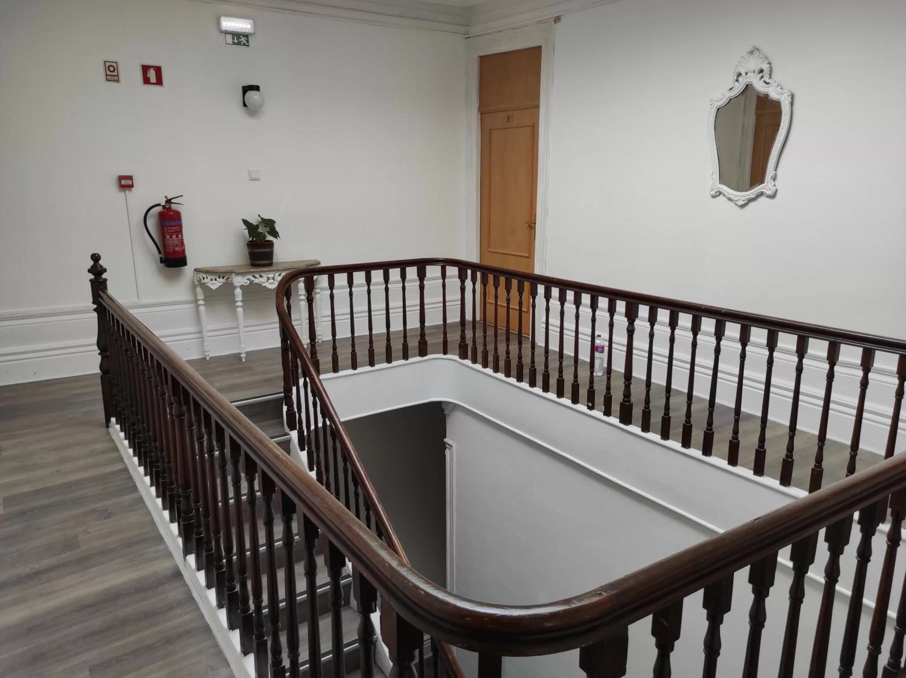 Lira Guest House B&B