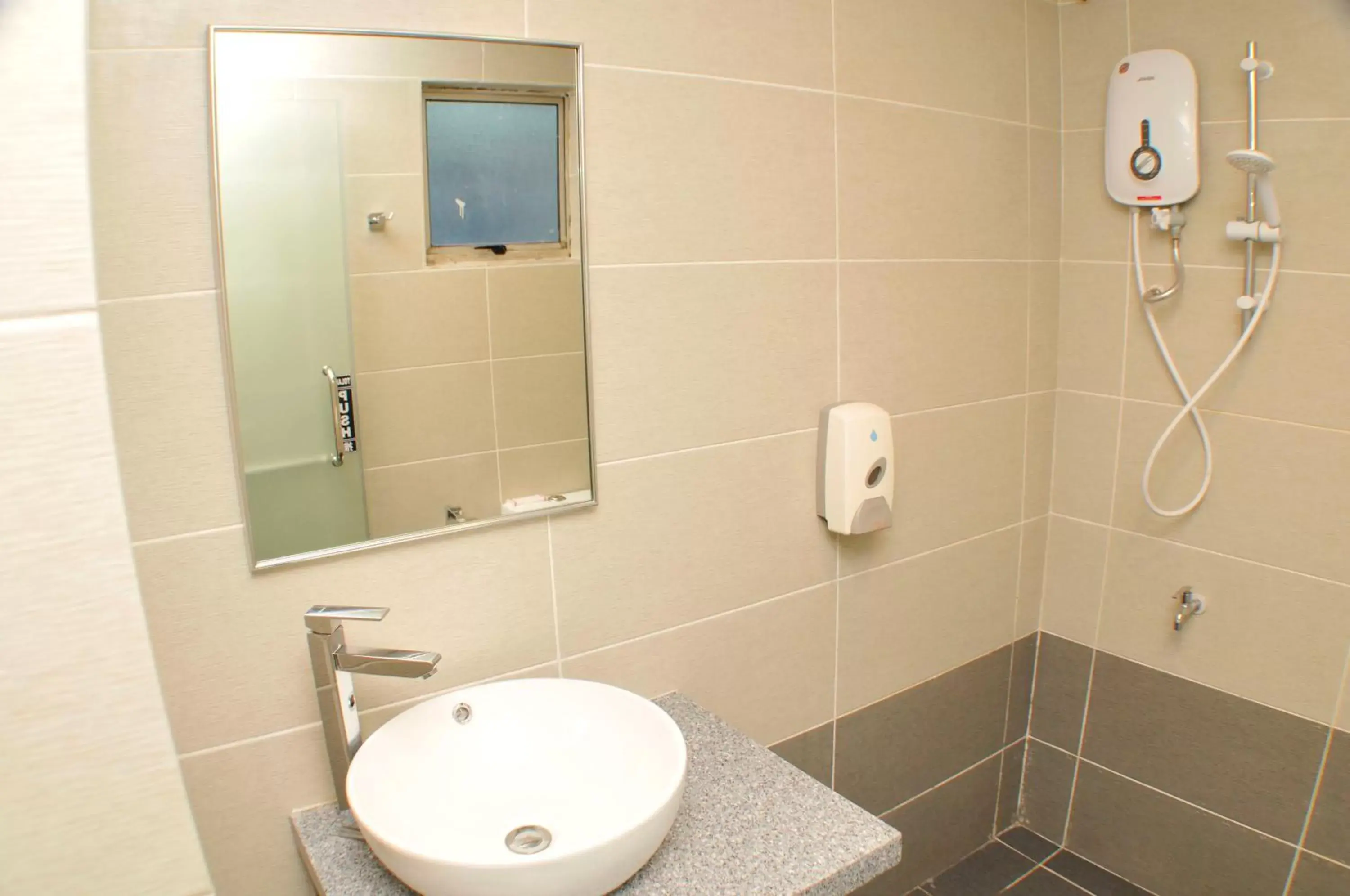 Bathroom in Promenade Service Apartment