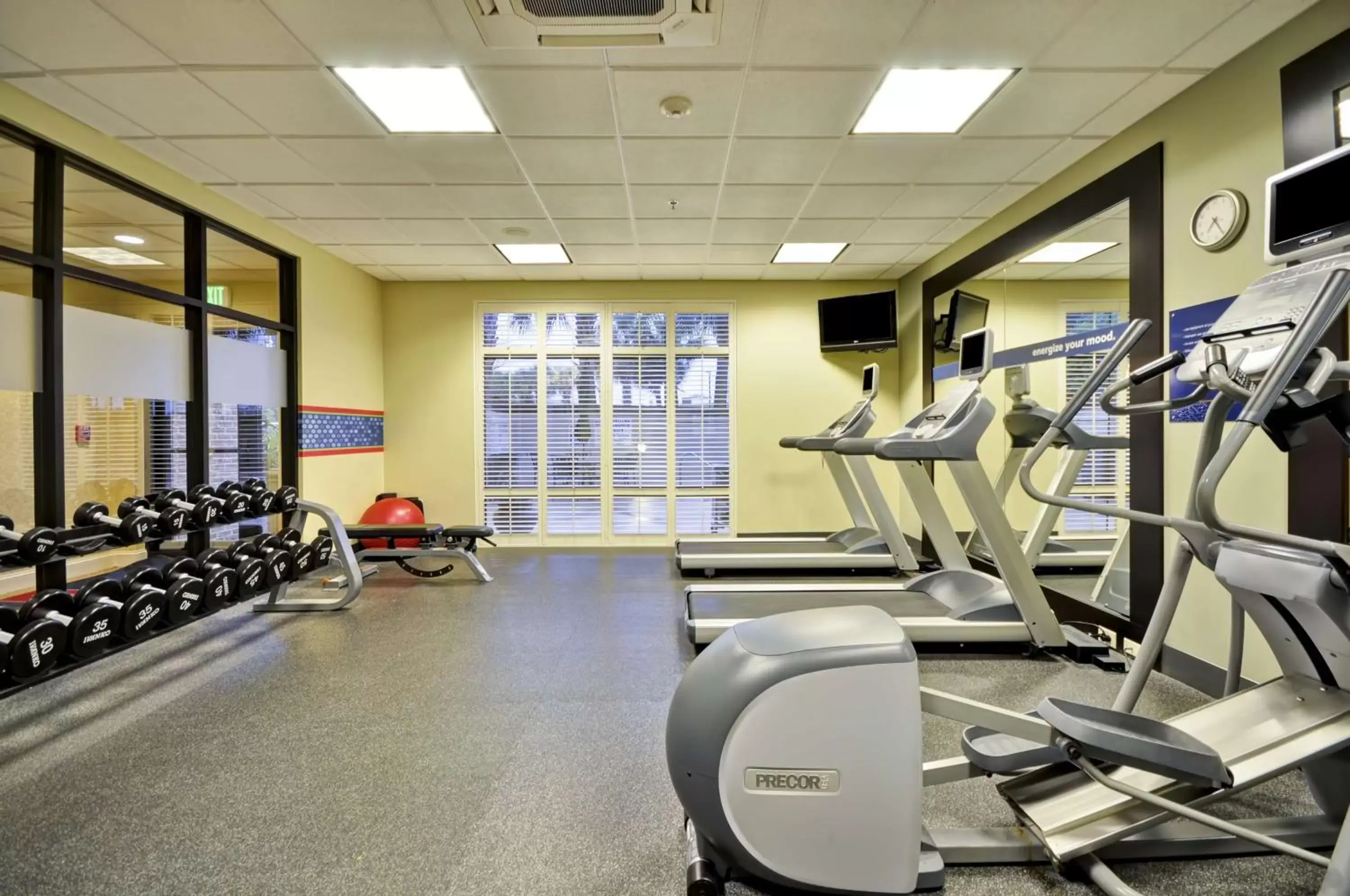 Fitness centre/facilities, Fitness Center/Facilities in Hampton Inn & Suites North Charleston-University Boulevard