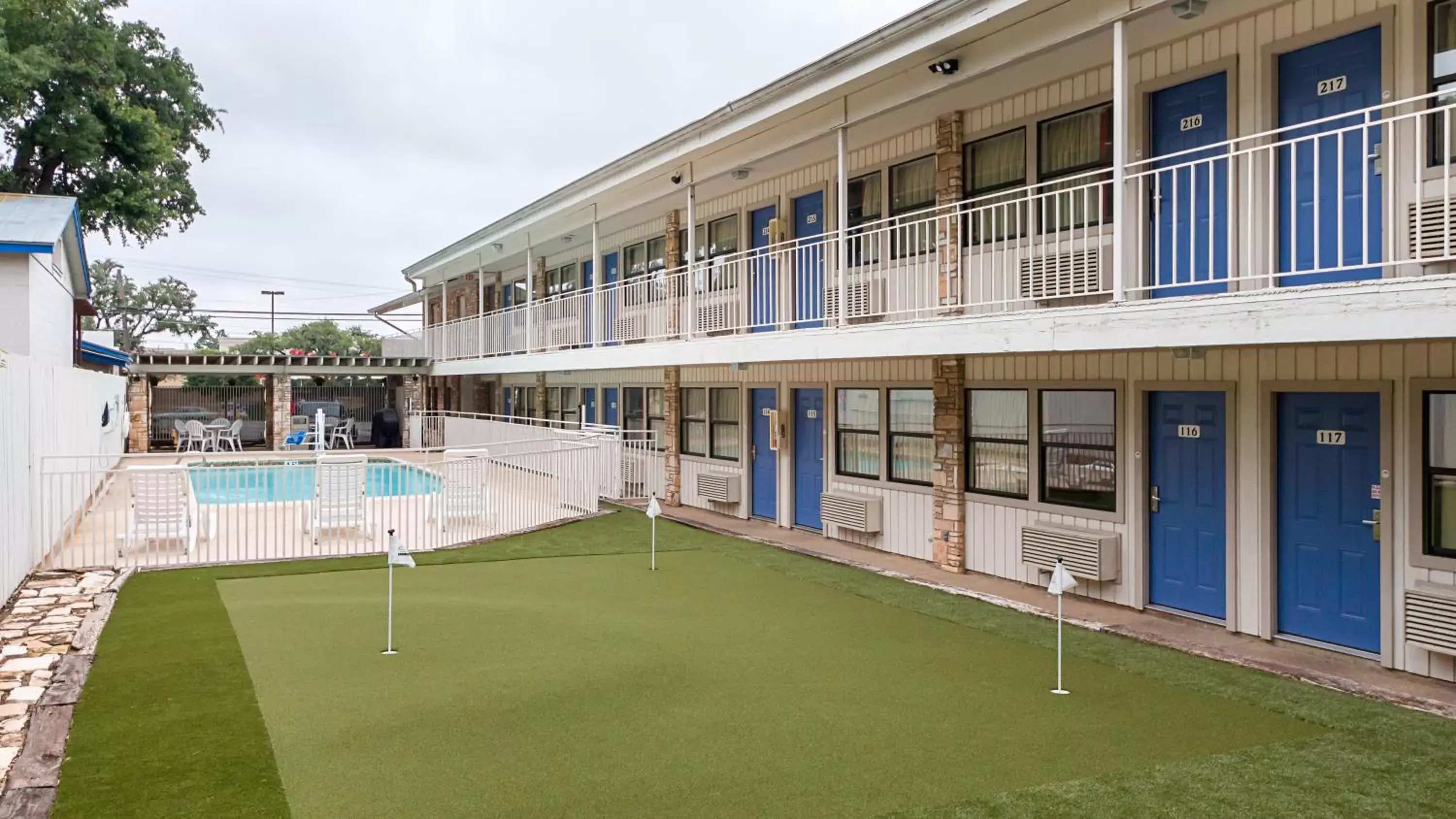 Other, Swimming Pool in Motel 6-Boerne, TX