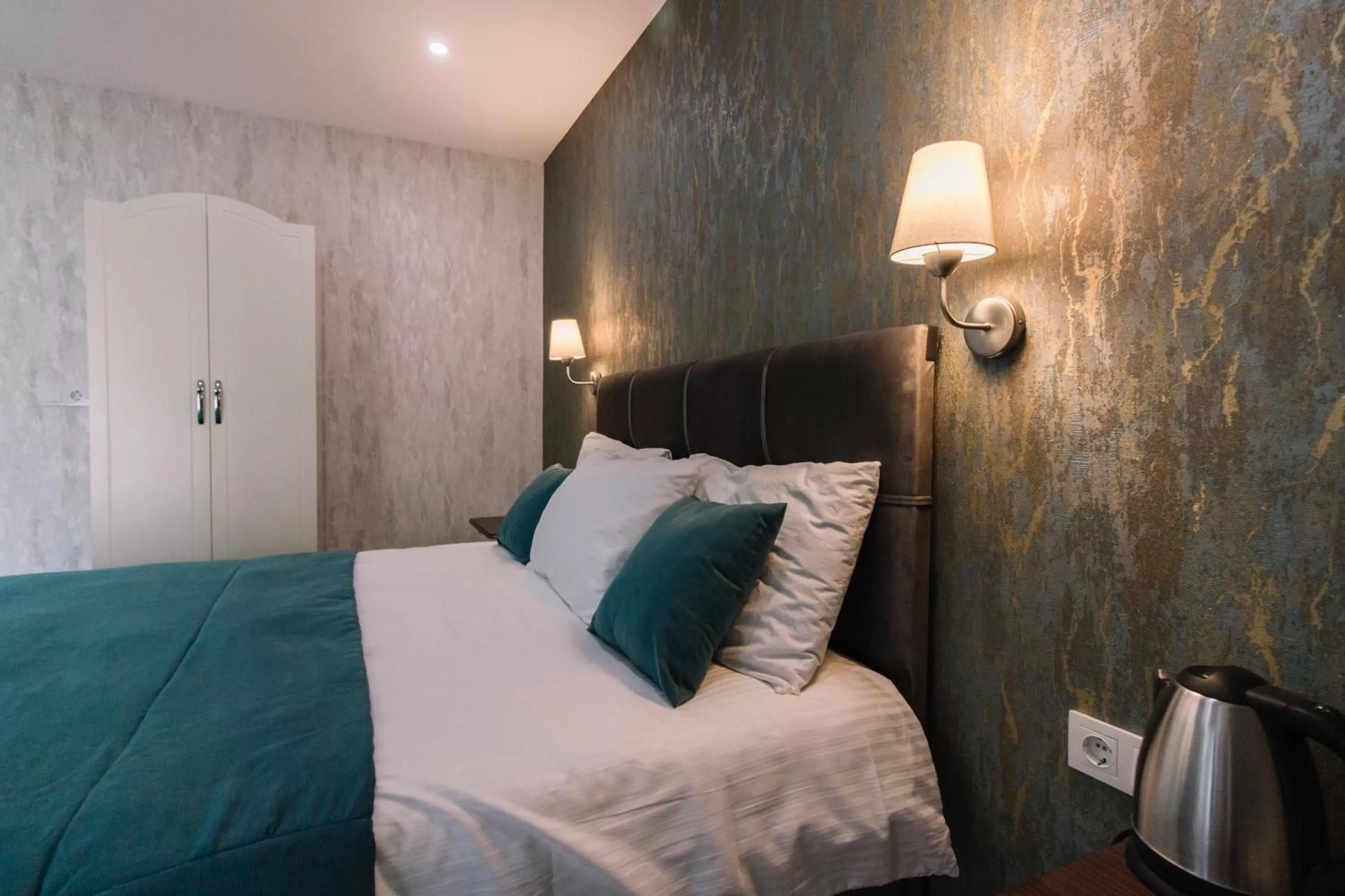 Bed in Melrose Pansiyon