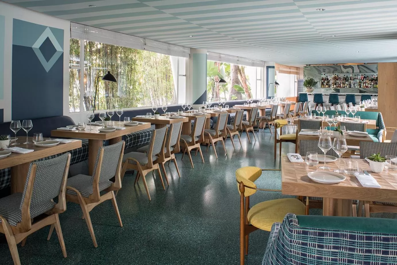 Restaurant/places to eat in Avalon Hotel Beverly Hills, a Member of Design Hotels