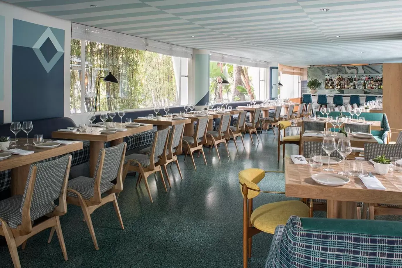 Restaurant/Places to Eat in Avalon Hotel Beverly Hills, a Member of Design Hotels