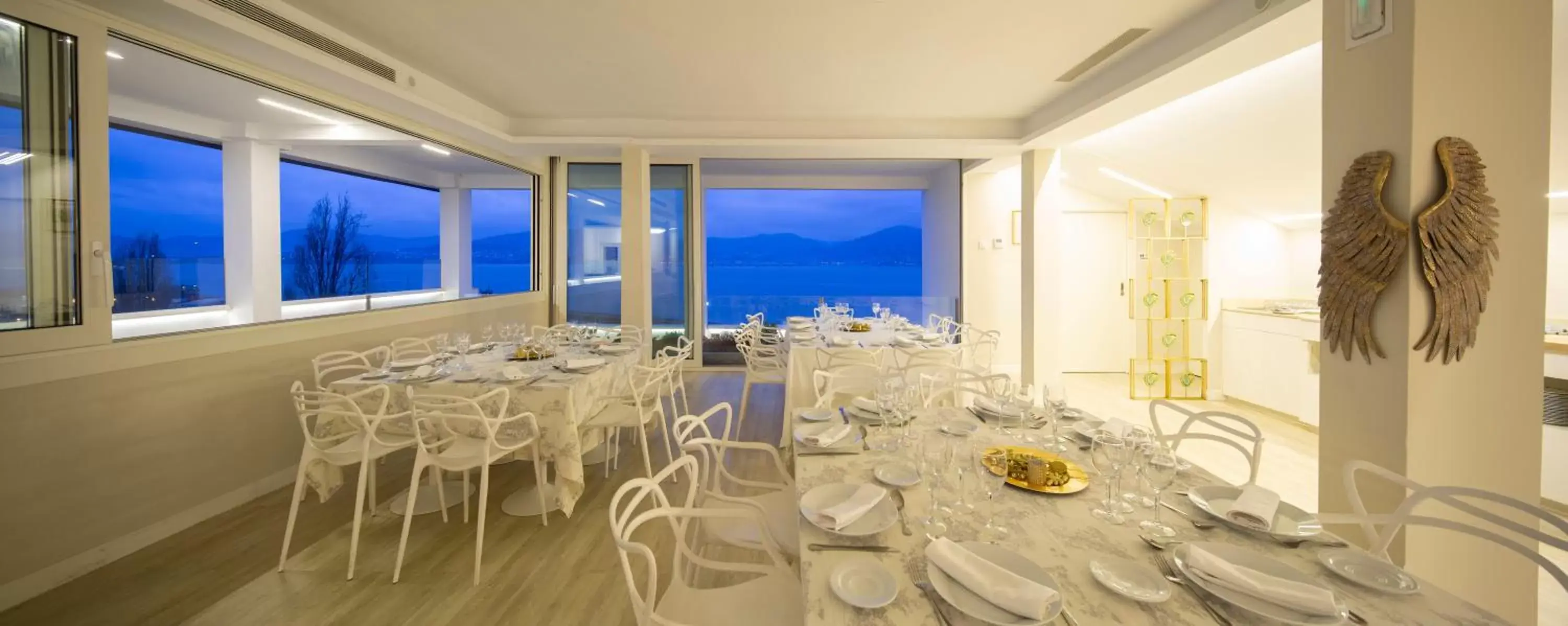 Balcony/Terrace, Restaurant/Places to Eat in Hotel Ciudad de Vigo