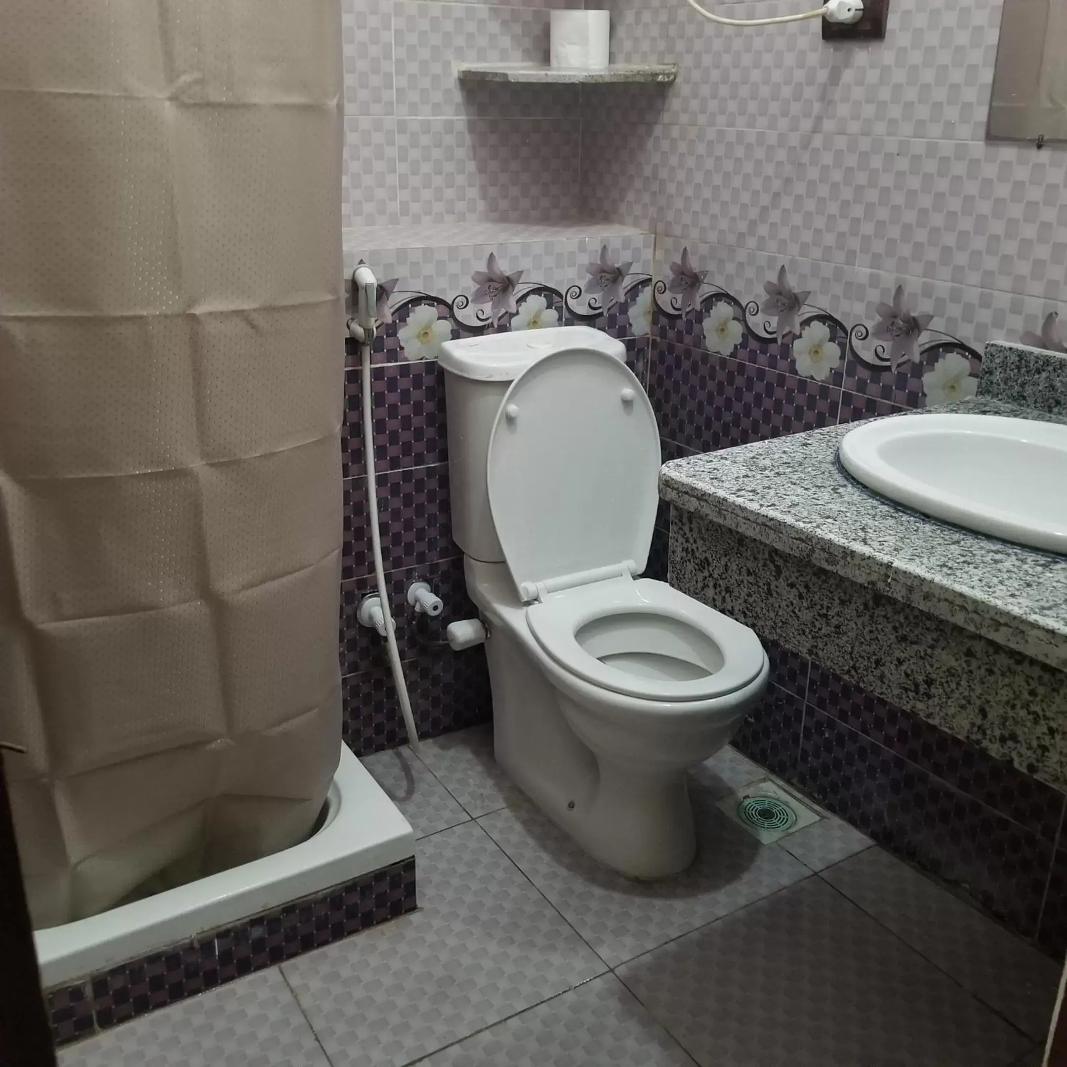 Bathroom in Dahab Plaza Hotel