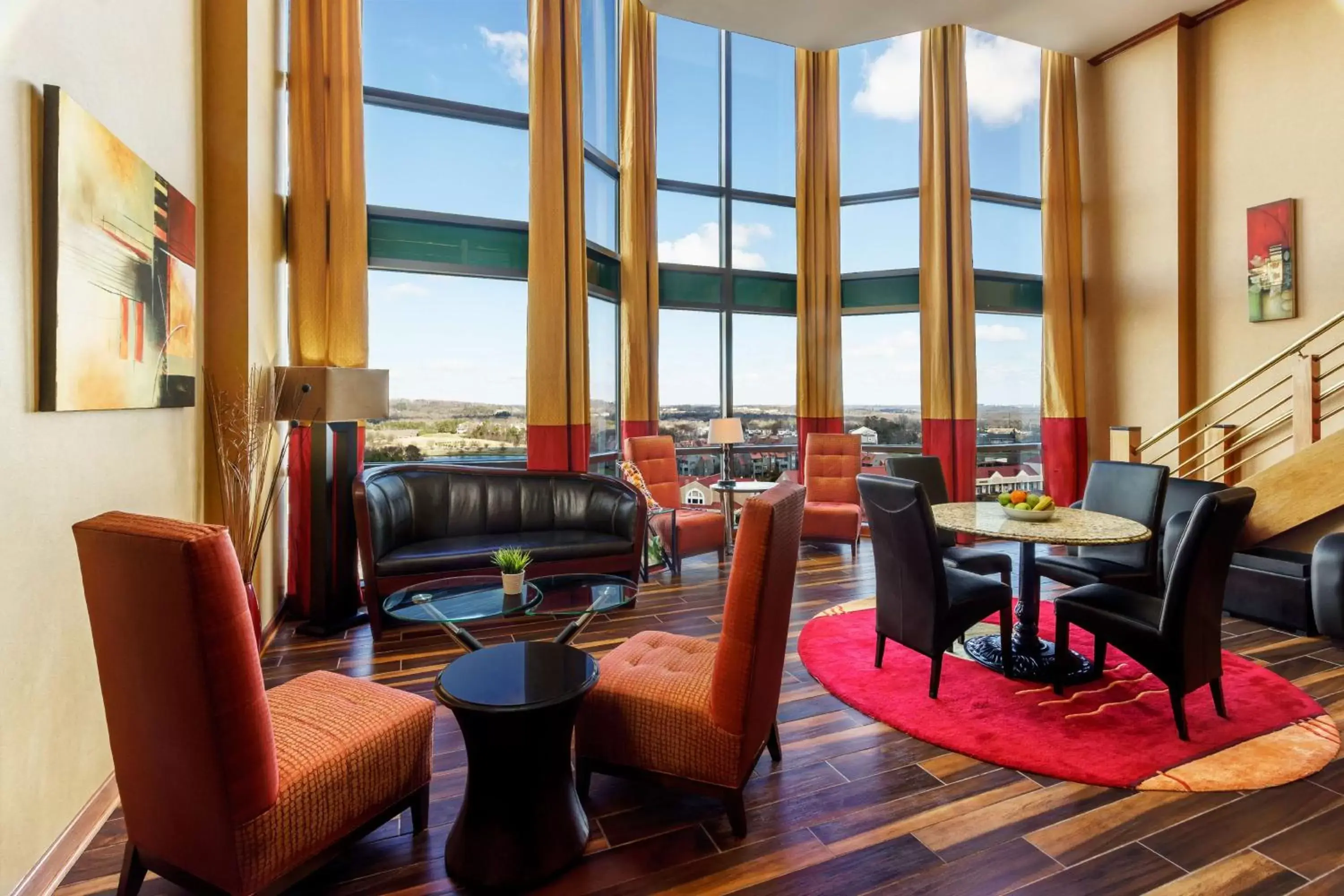 Lounge or bar in Hilton Charlotte University Place Lounge or bar in Hilton Charlotte University Place