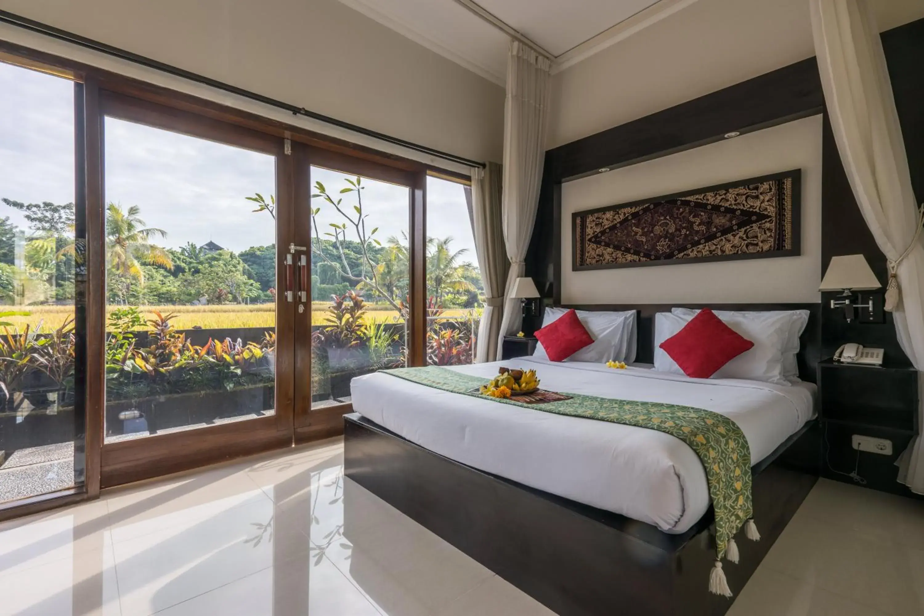 Bed in Anini Raka Resort & Spa
