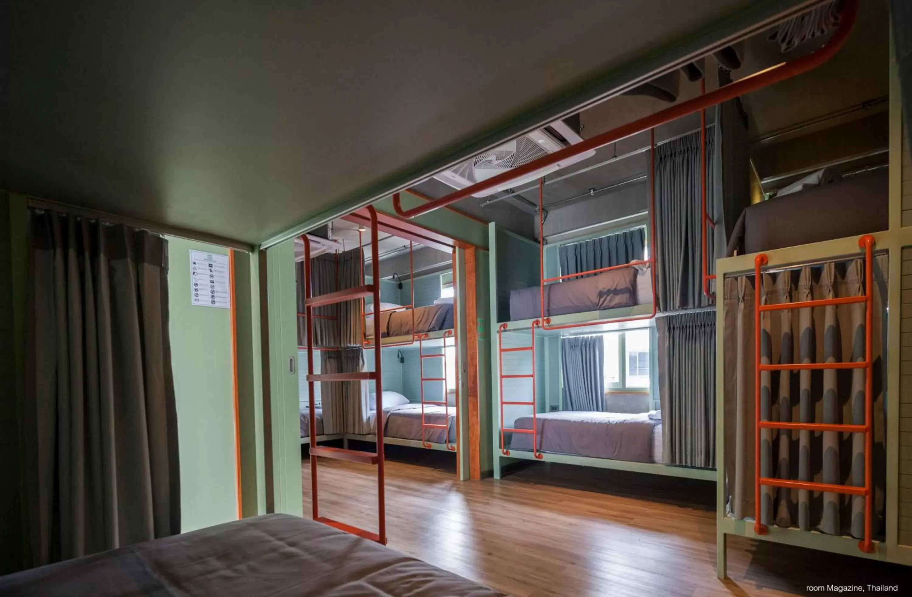 bunk bed in Samsen Street Hotel - SHA Extra Plus