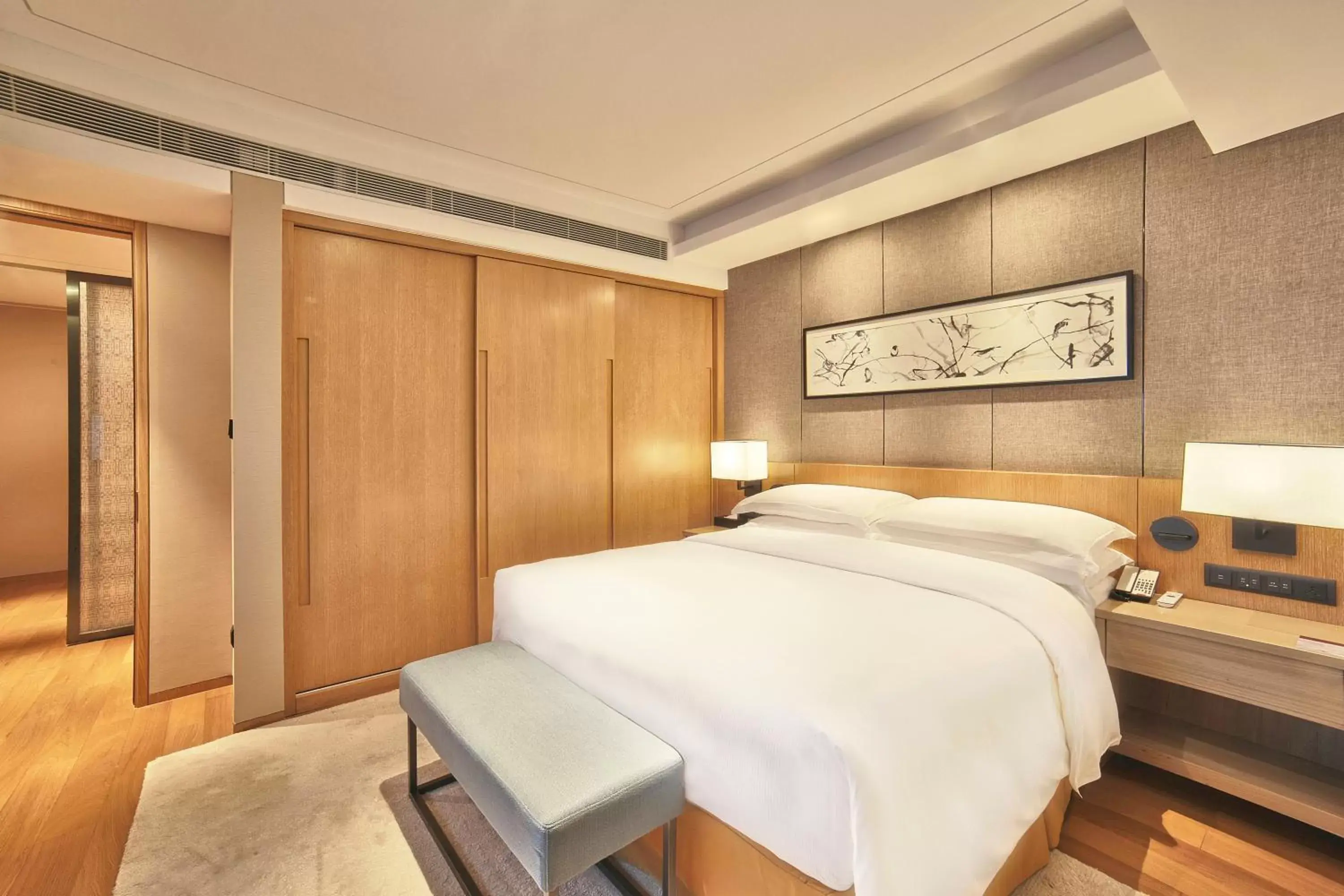 Bedroom, Bed in Hilton Suzhou