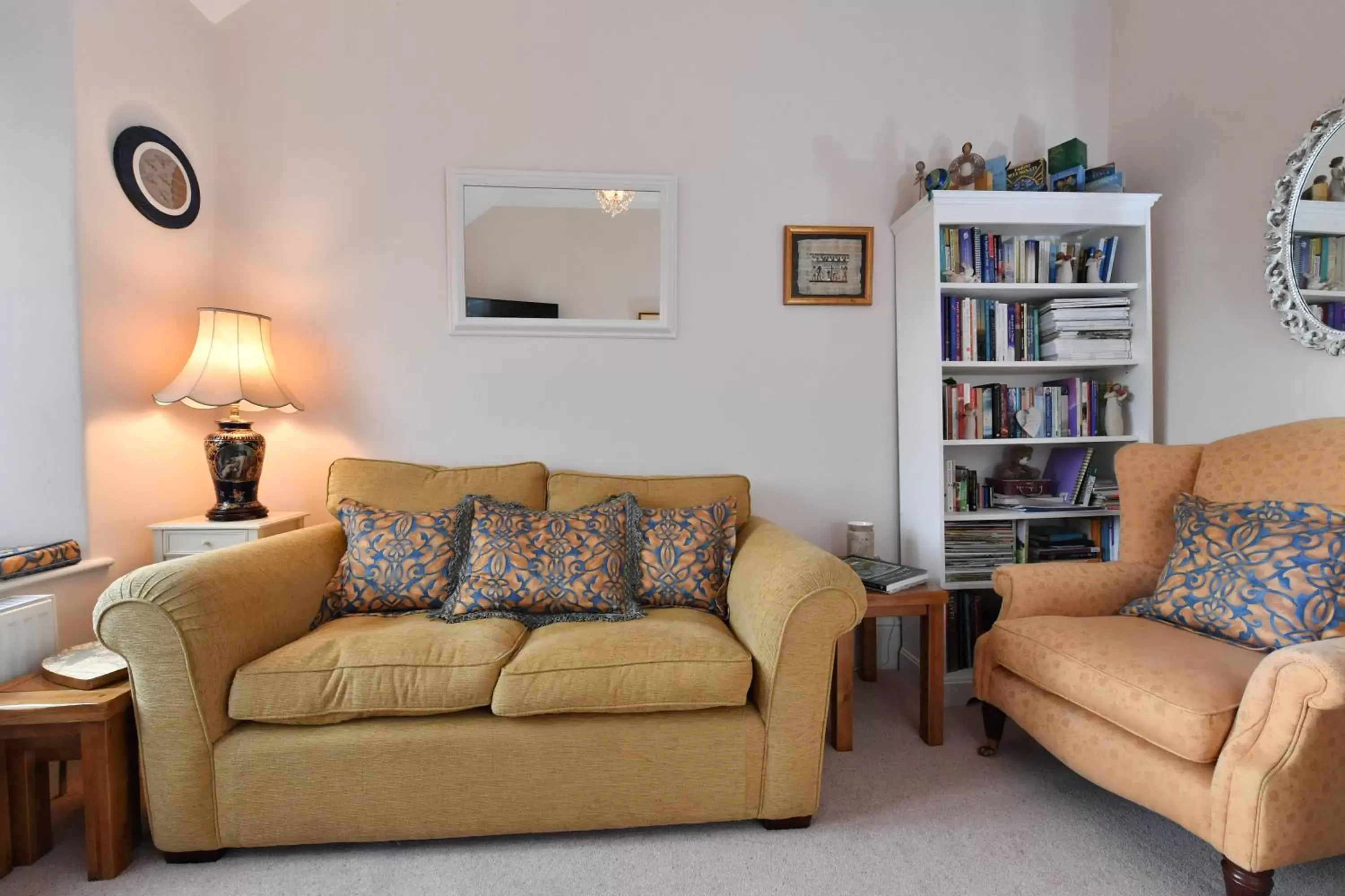 Photo of the whole room, Seating Area in Heritage Bed and Breakfast