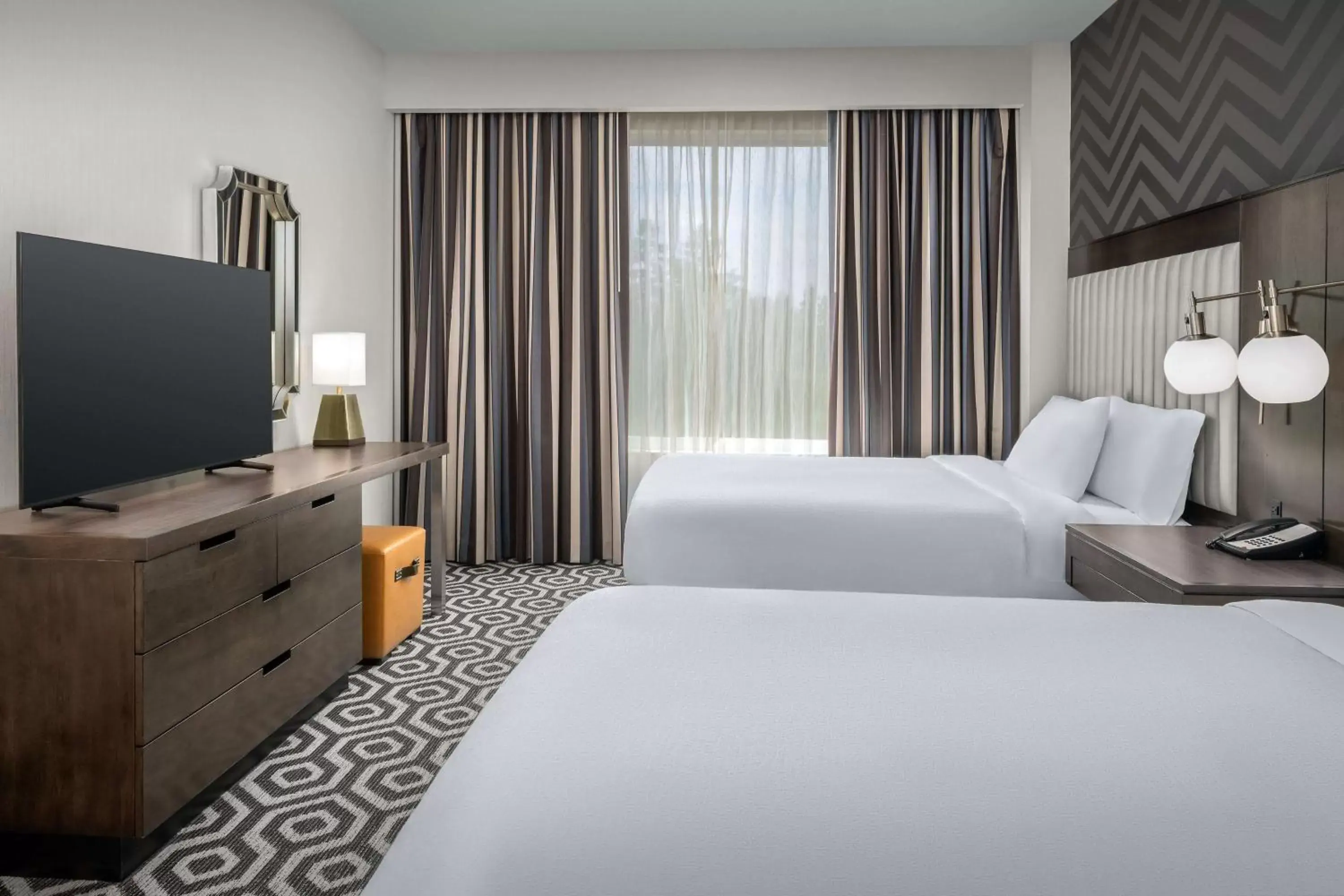 Bedroom, Bed in Embassy Suites Portland/Hillsboro