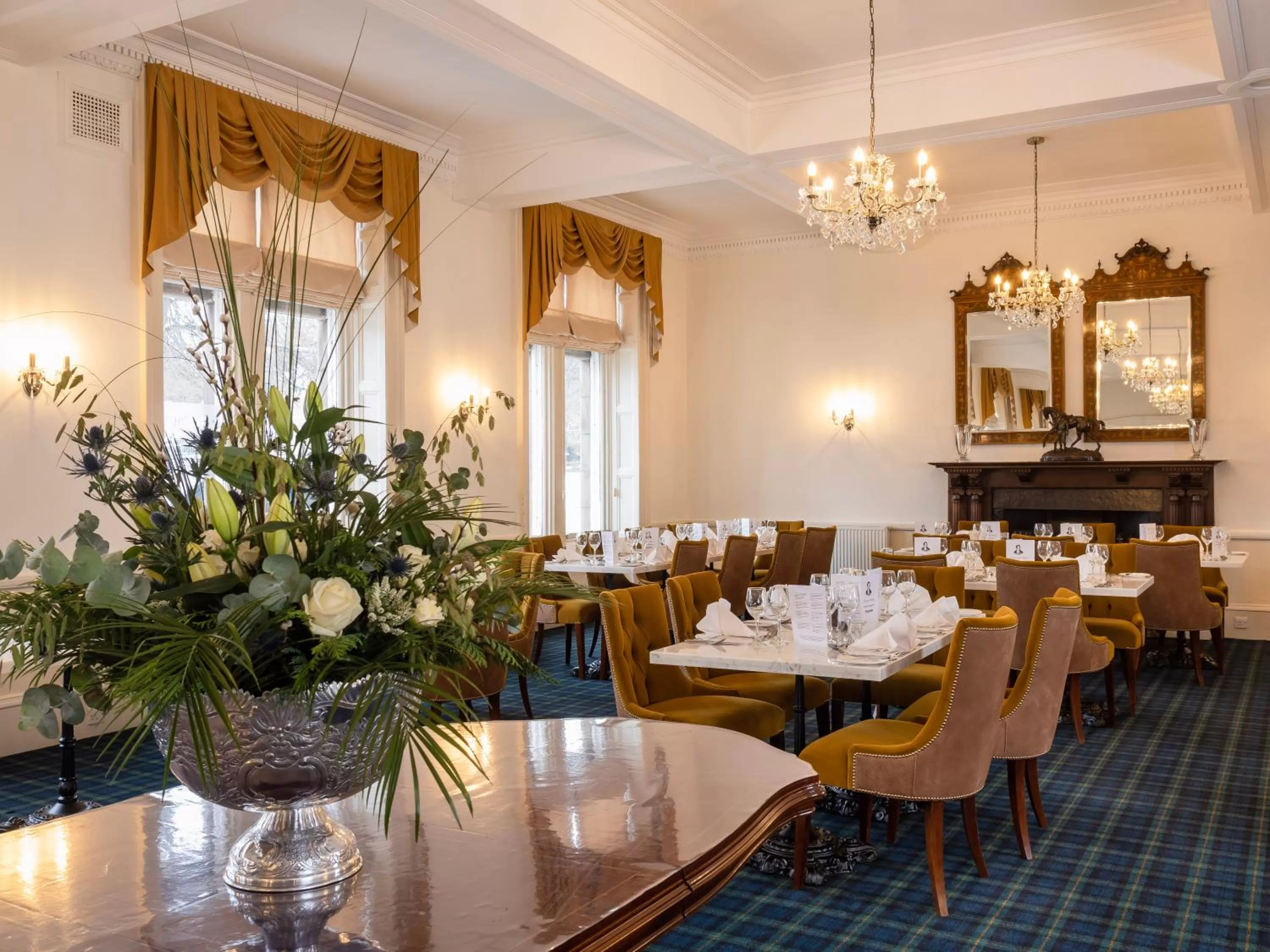 Restaurant/places to eat in Grant Arms Hotel