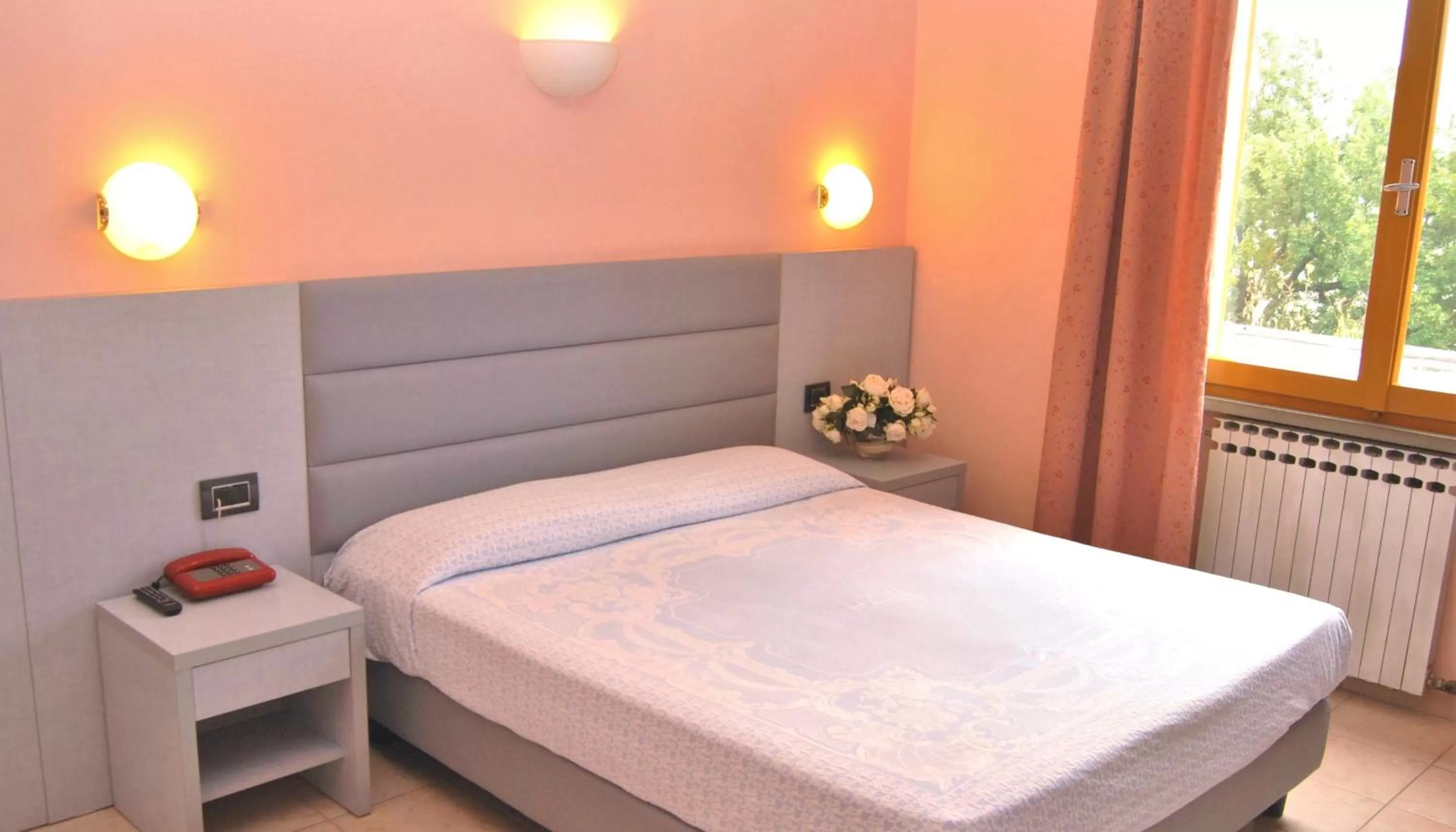 Double or Twin Room in Hotel La Meridiana