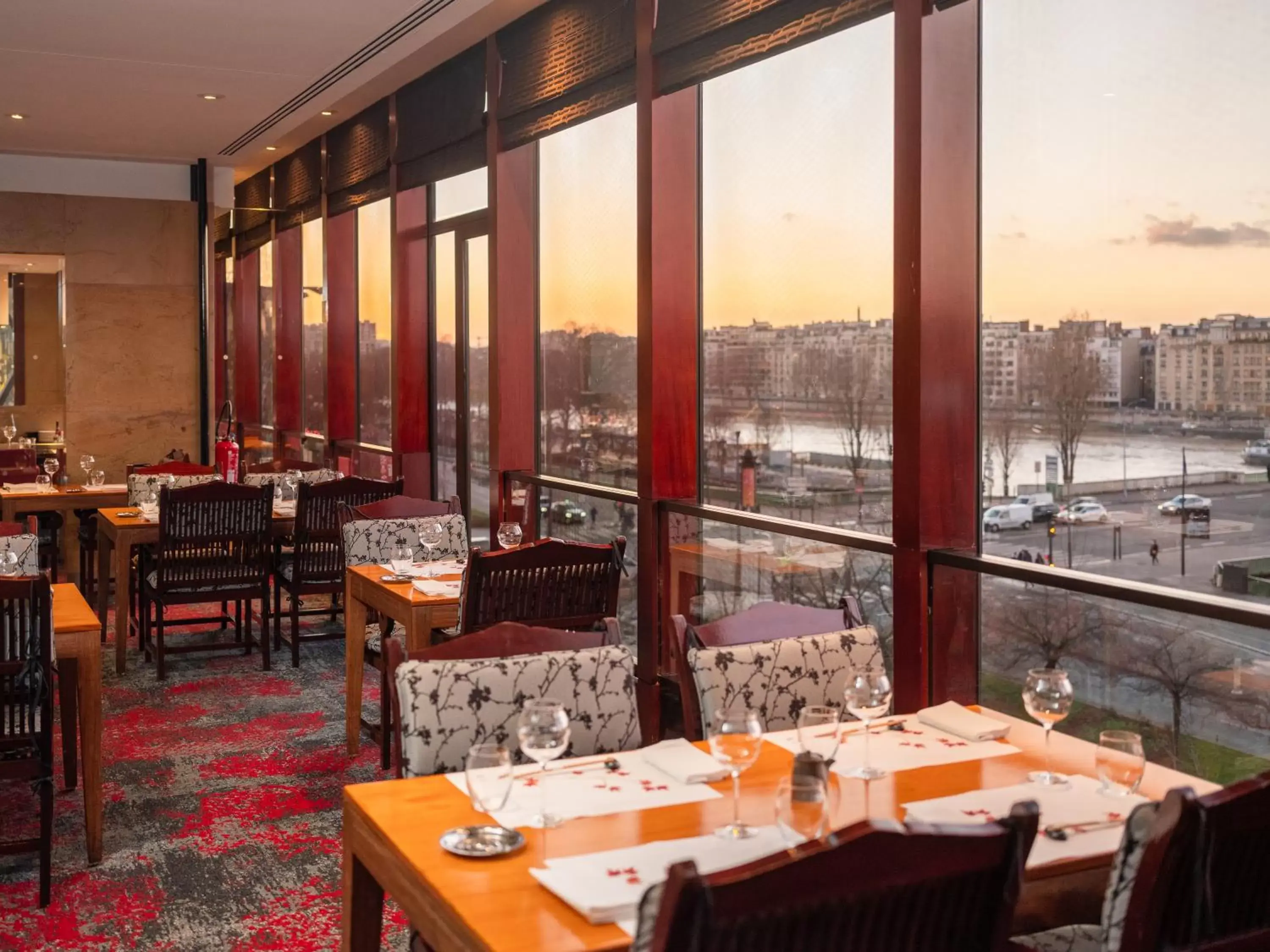Restaurant/Places to Eat in Novotel Paris Centre Tour Eiffel