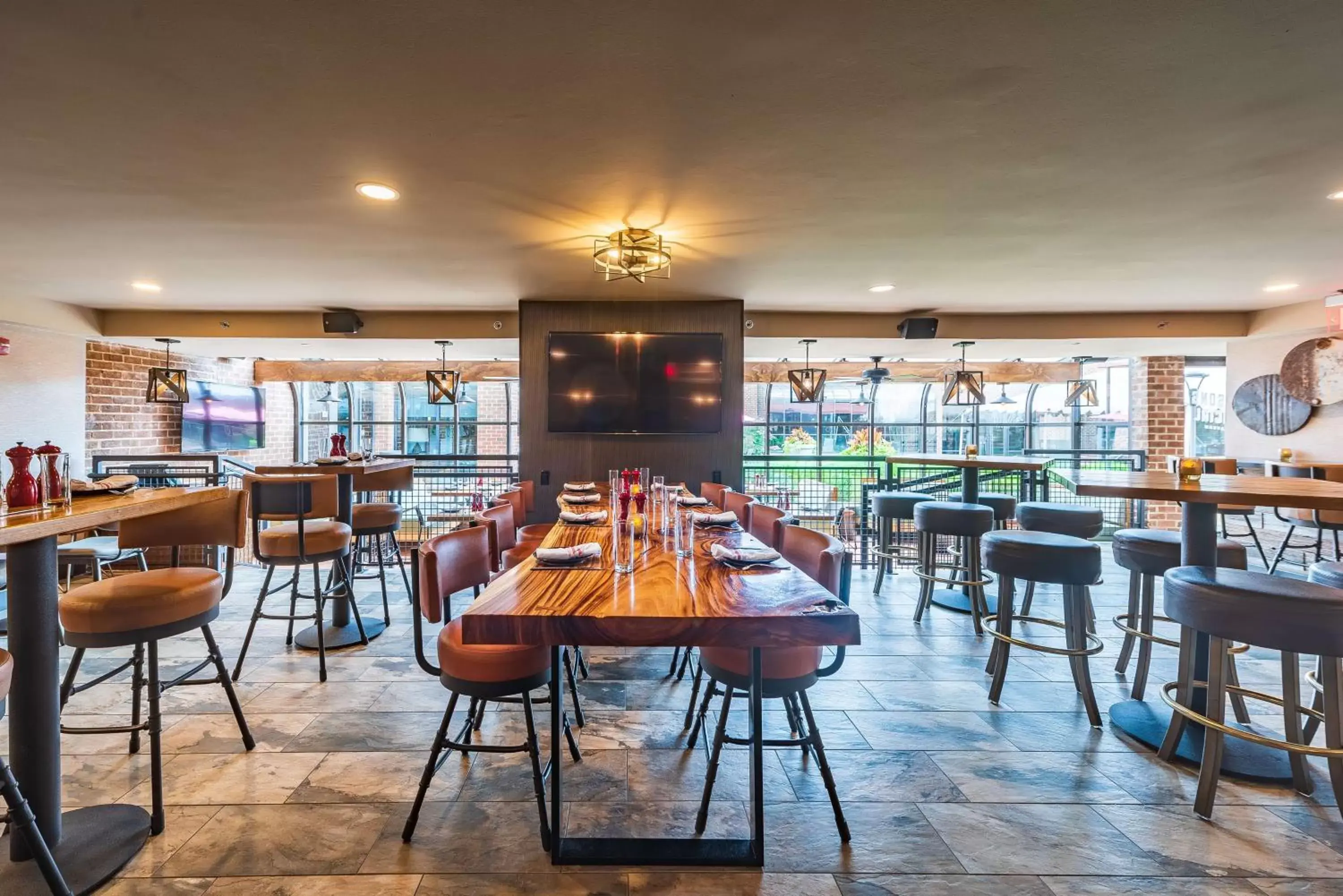 Restaurant/places to eat in DoubleTree by Hilton McLean Tysons Restaurant/places to eat in DoubleTree by Hilton McLean Tysons