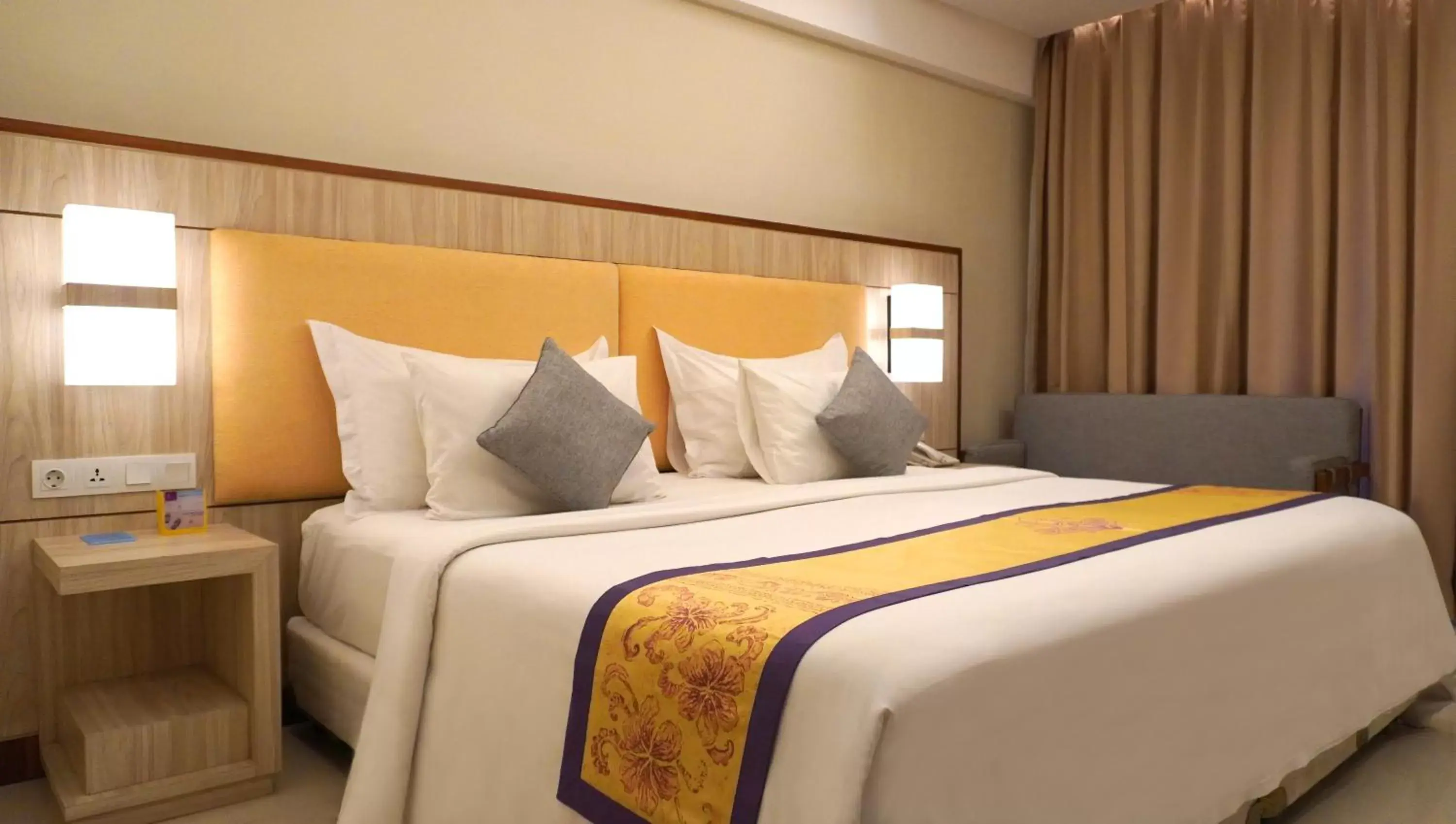 Bedroom, Bed in Grand Inna Kuta Bedroom, Bed in Grand Inna Kuta