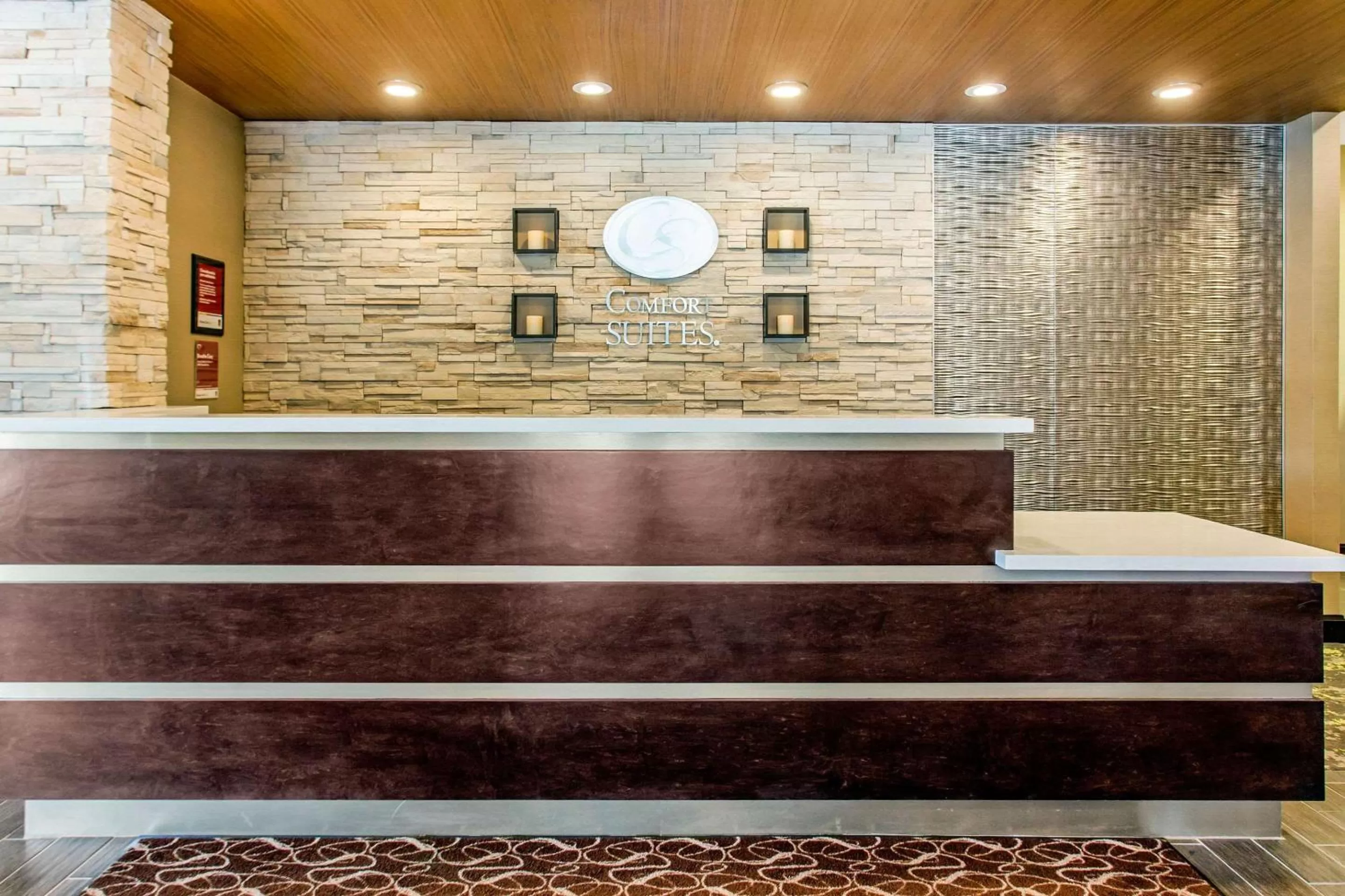 Lobby or reception, Lobby/Reception in Comfort Suites North Charleston - Ashley Phosphate