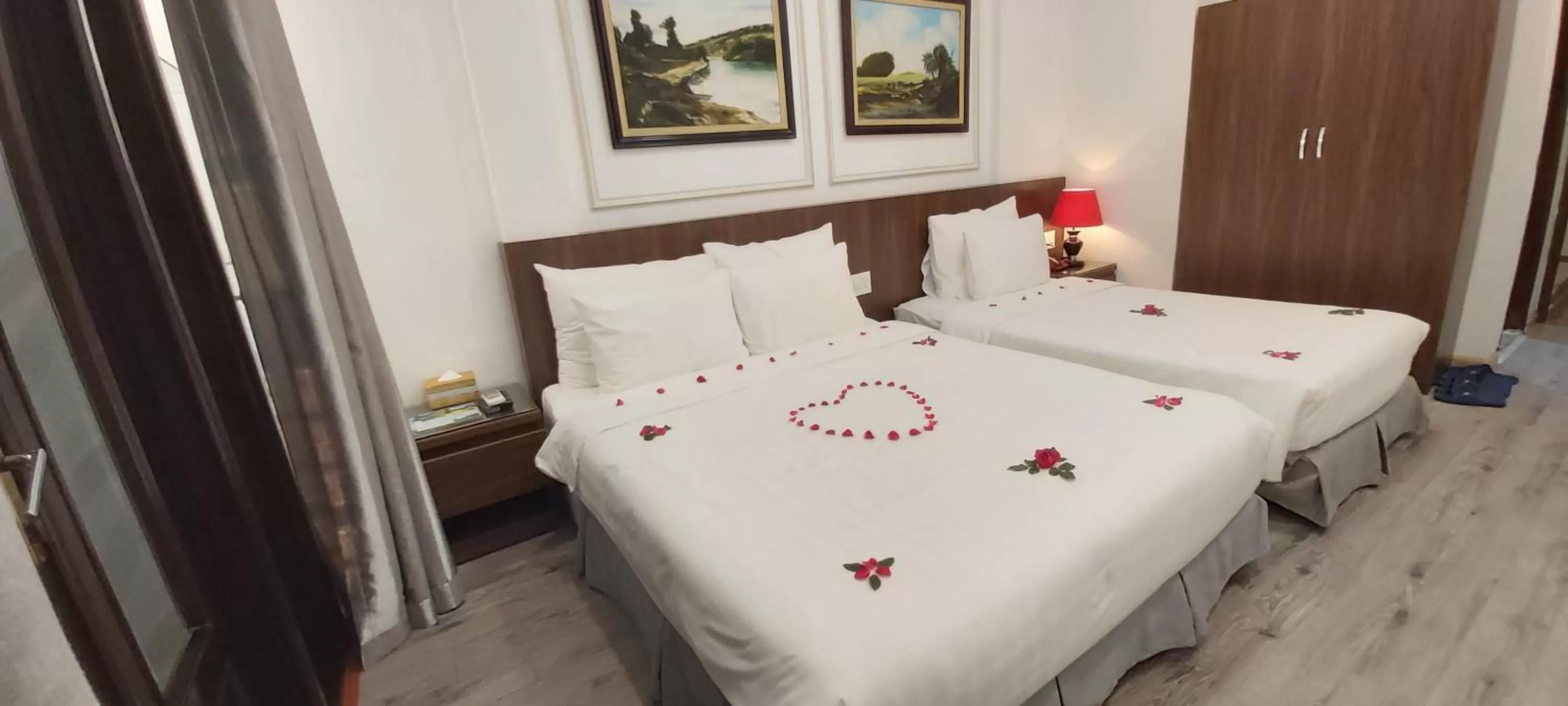 Bed in Hanoi Endless Hotel