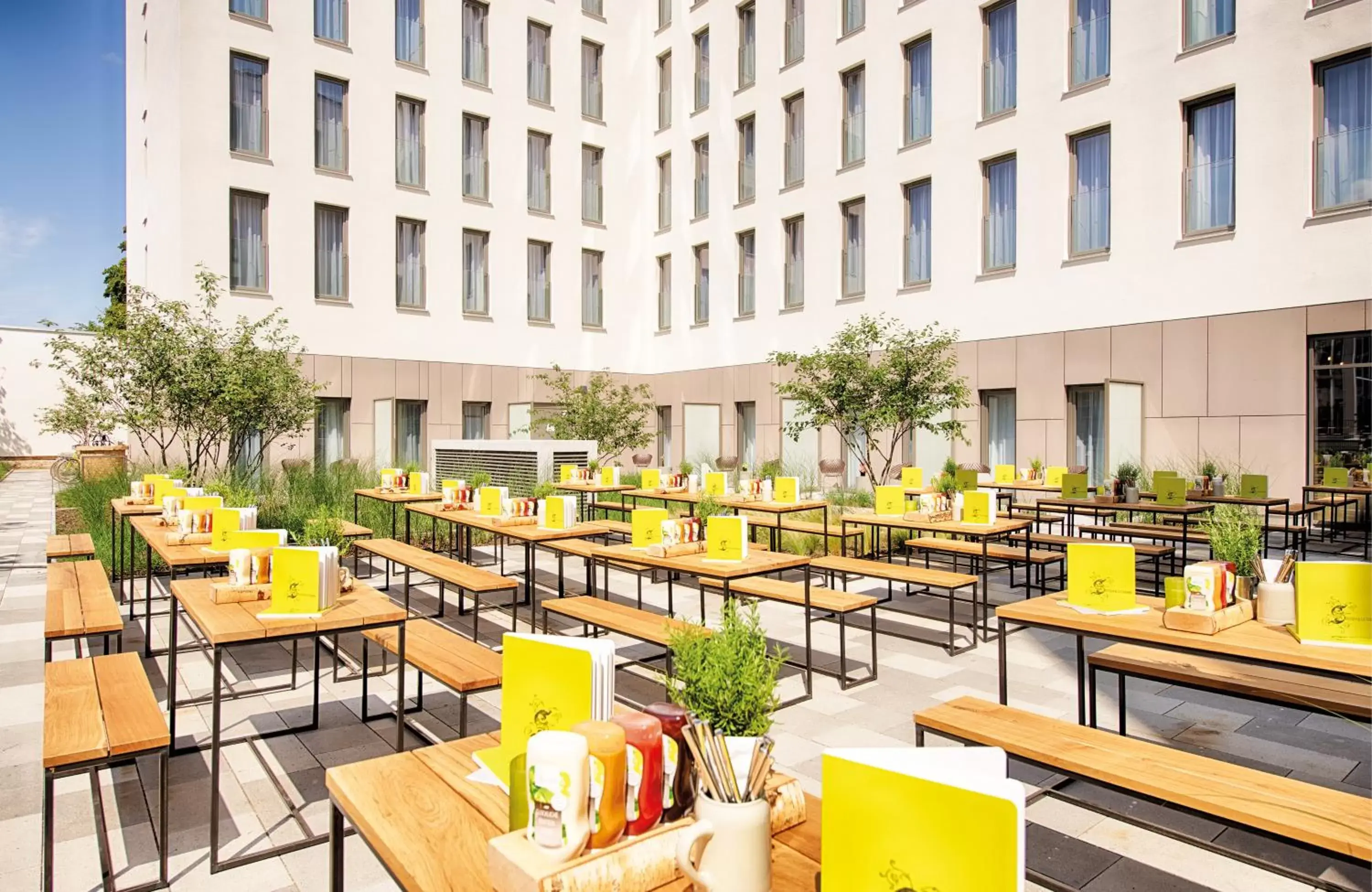 Balcony/Terrace, Restaurant/Places to Eat in NYX Hotel Munich by Leonardo Hotels