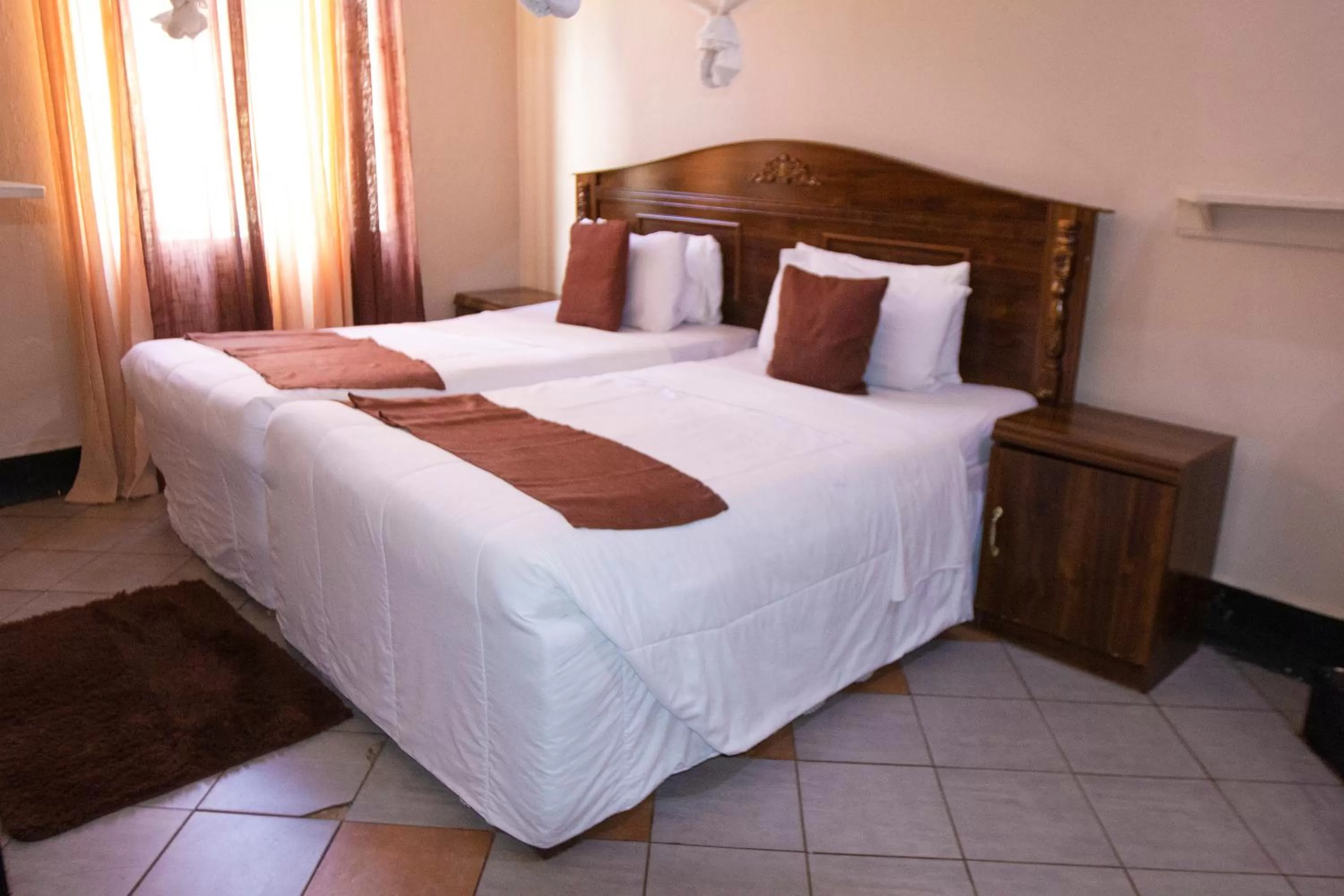 Bed in Golden Days Lodge