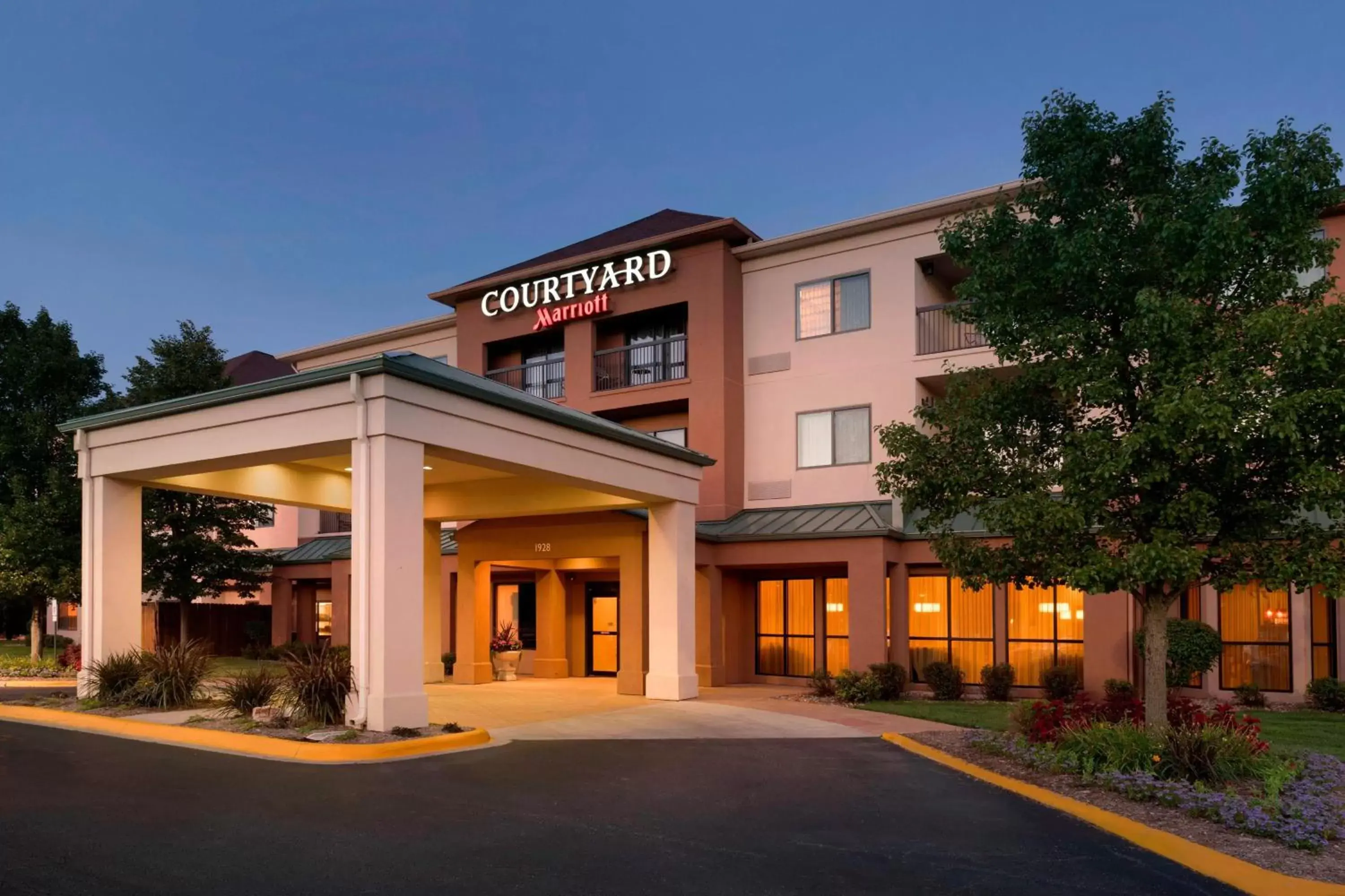 Property Building in Courtyard by Marriott Peoria