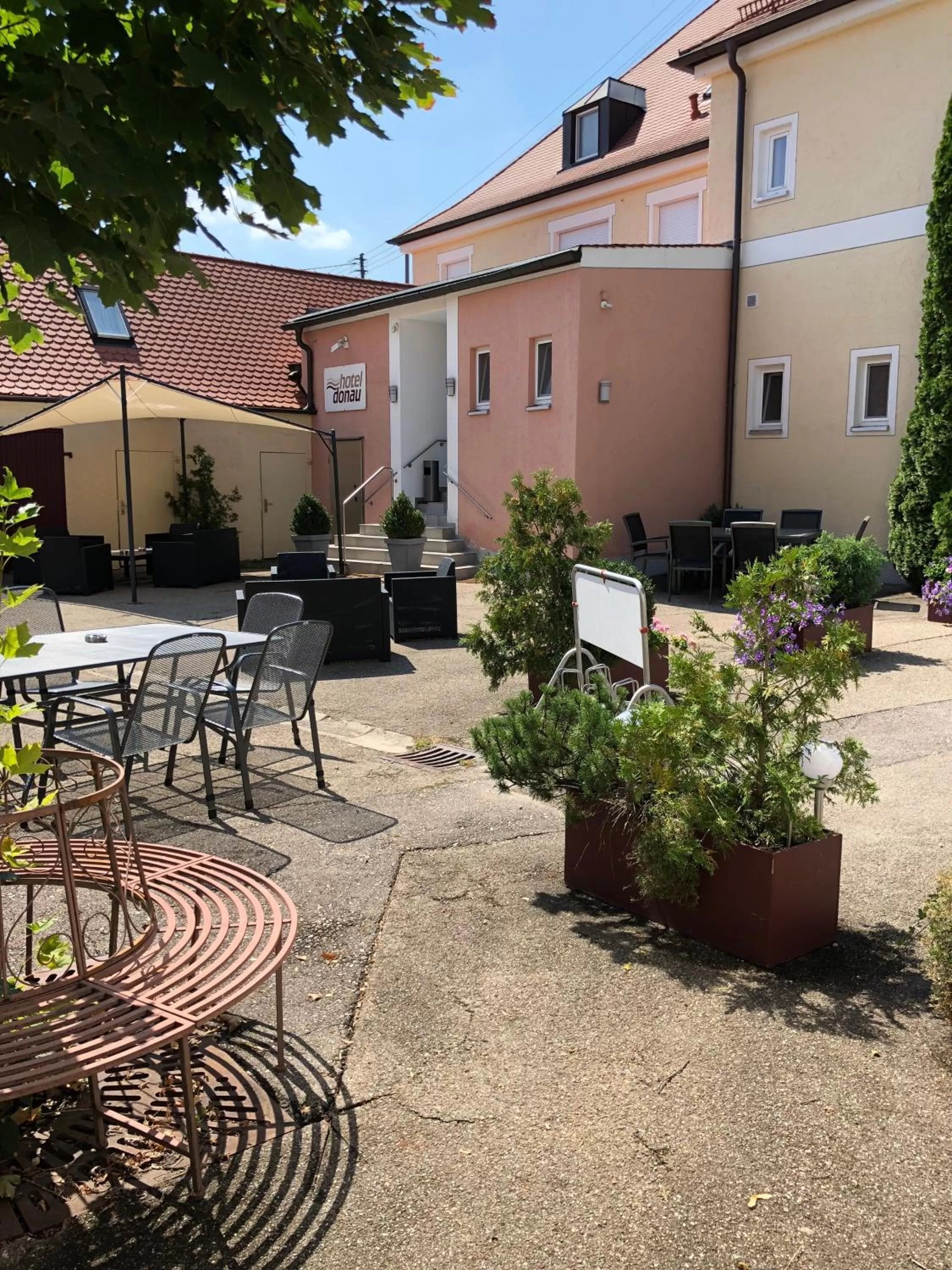 Patio in Hotel Donau