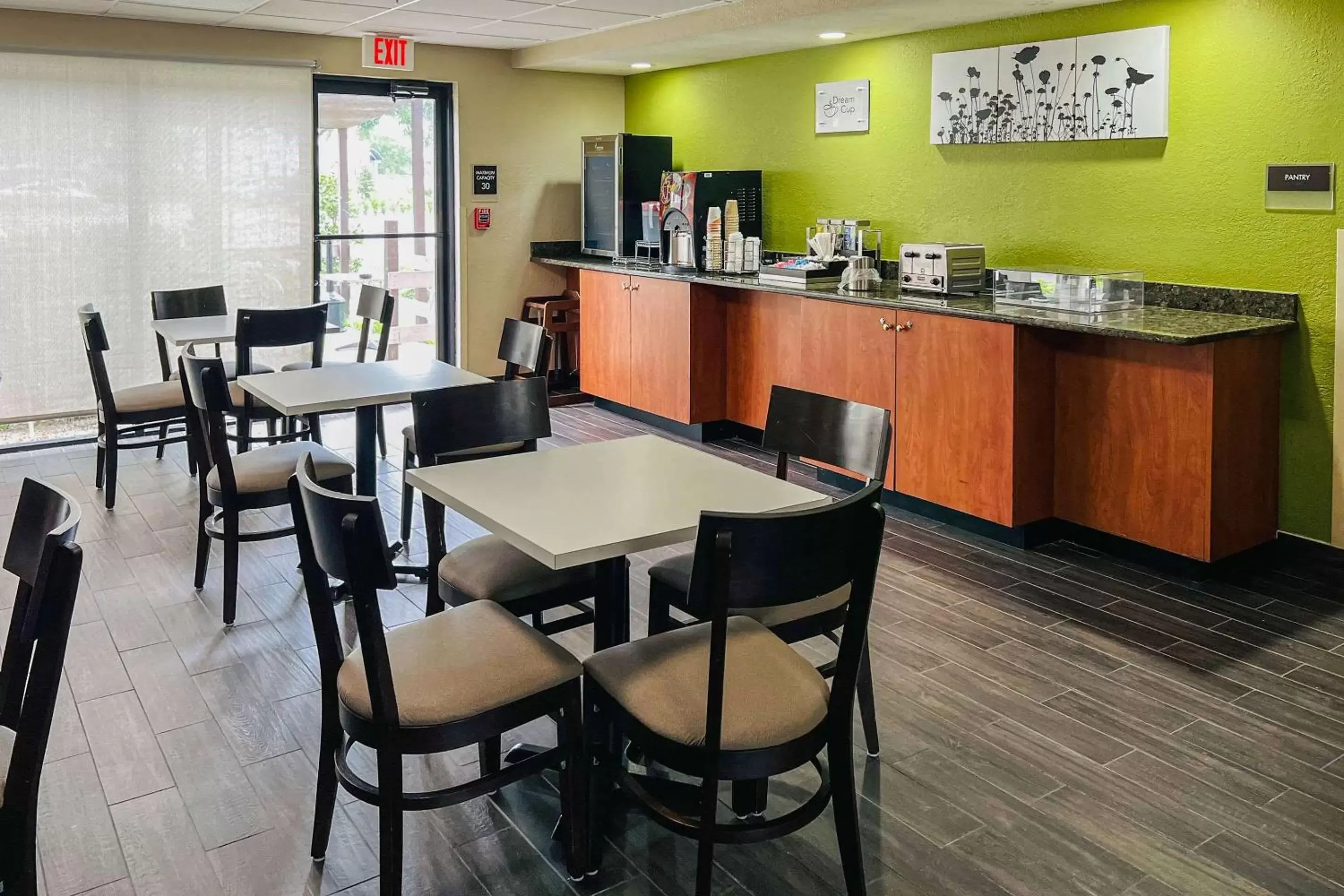 Breakfast, Restaurant/Places to Eat in Sleep Inn & Suites Lakeland I-4