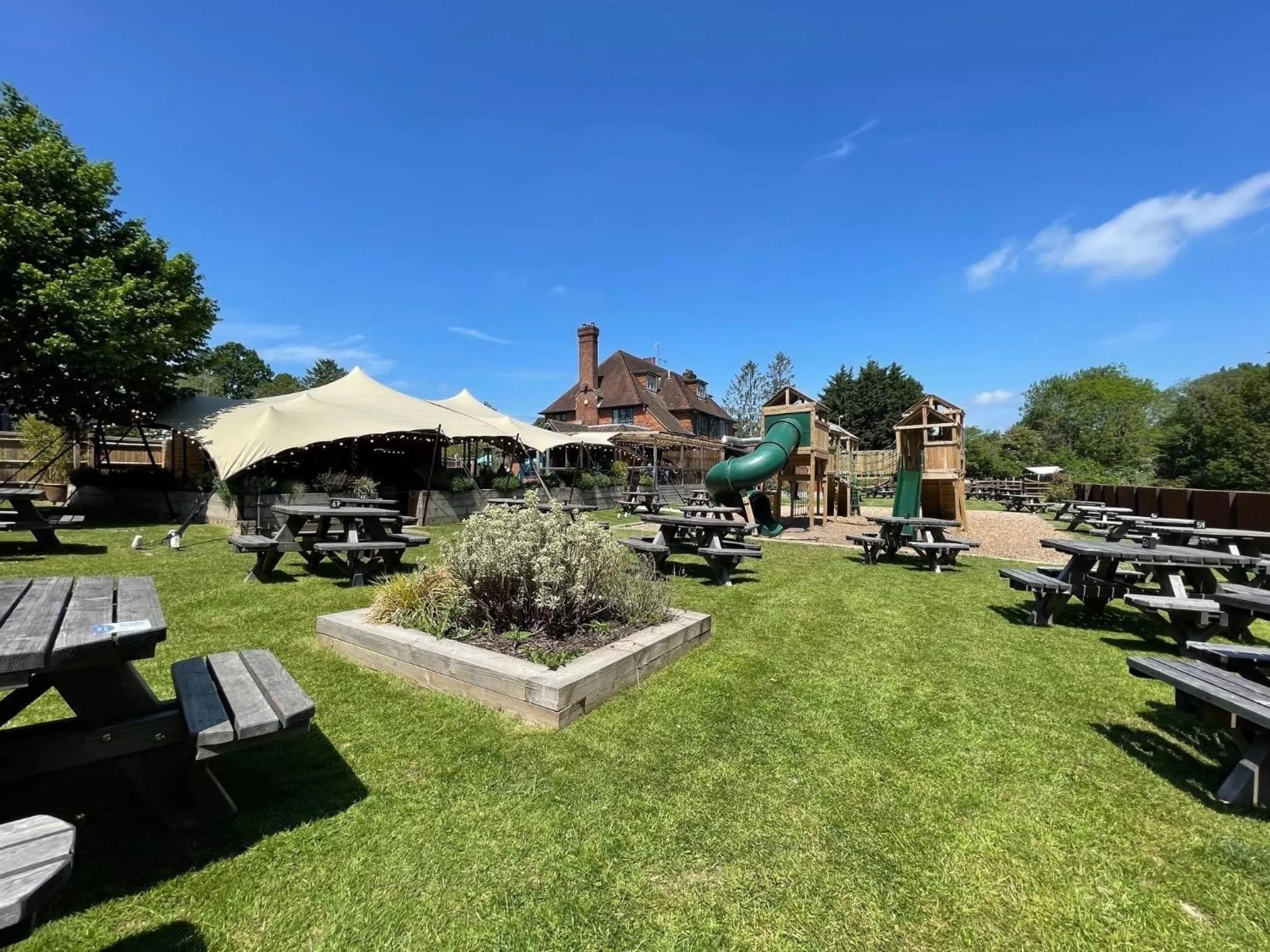 Property building in The Star Inn