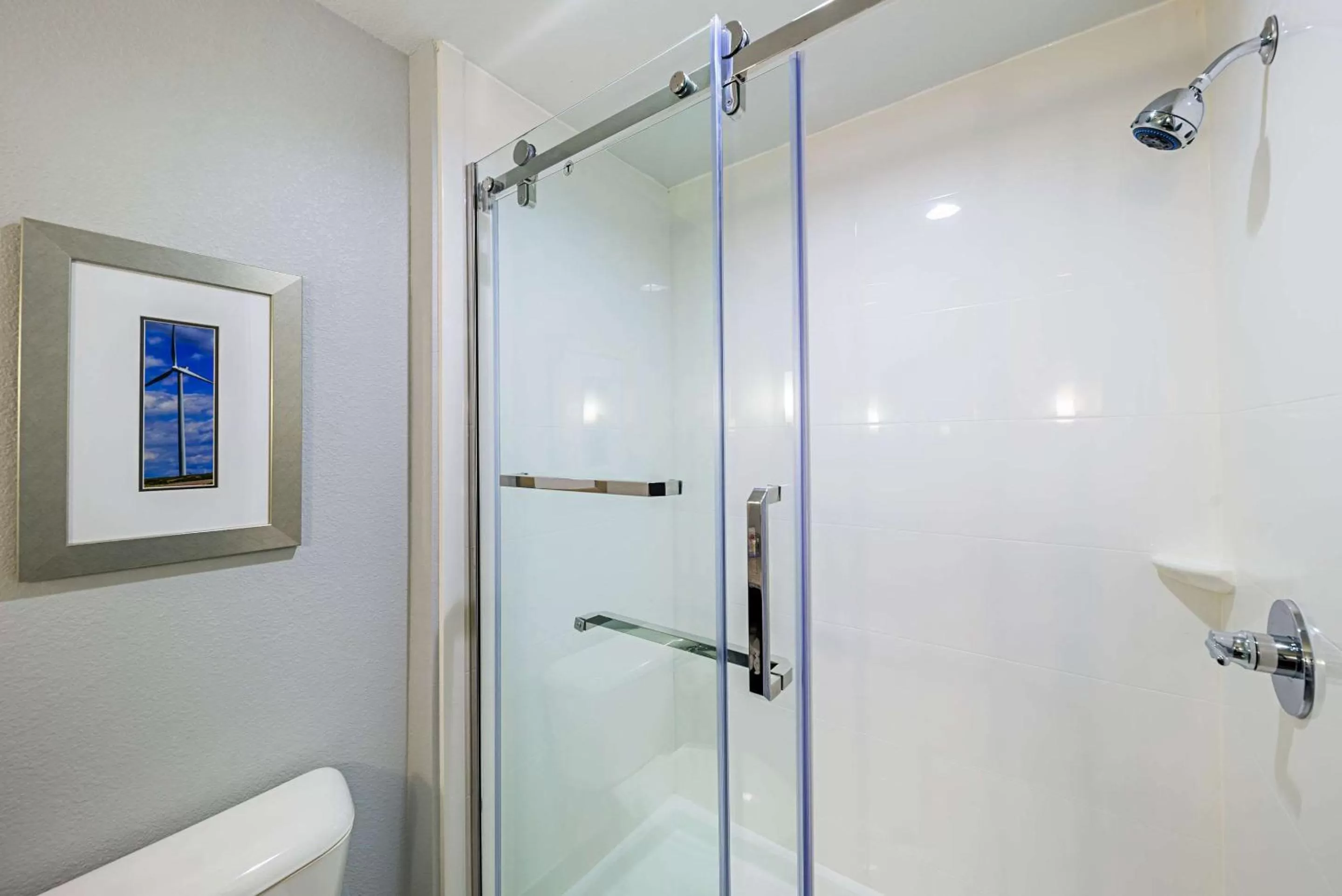 Bathroom in Comfort Inn & Suites Oklahoma City near Bricktown