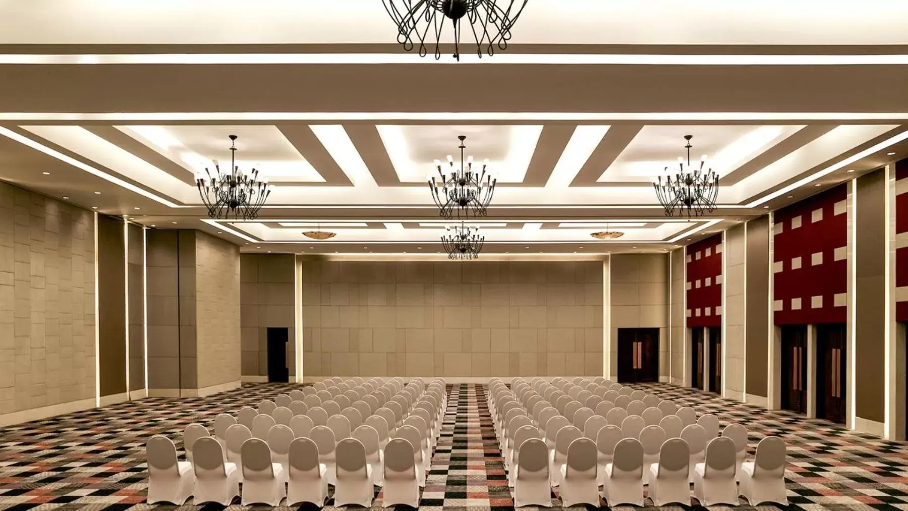 Meeting/conference room in TQT Hotel