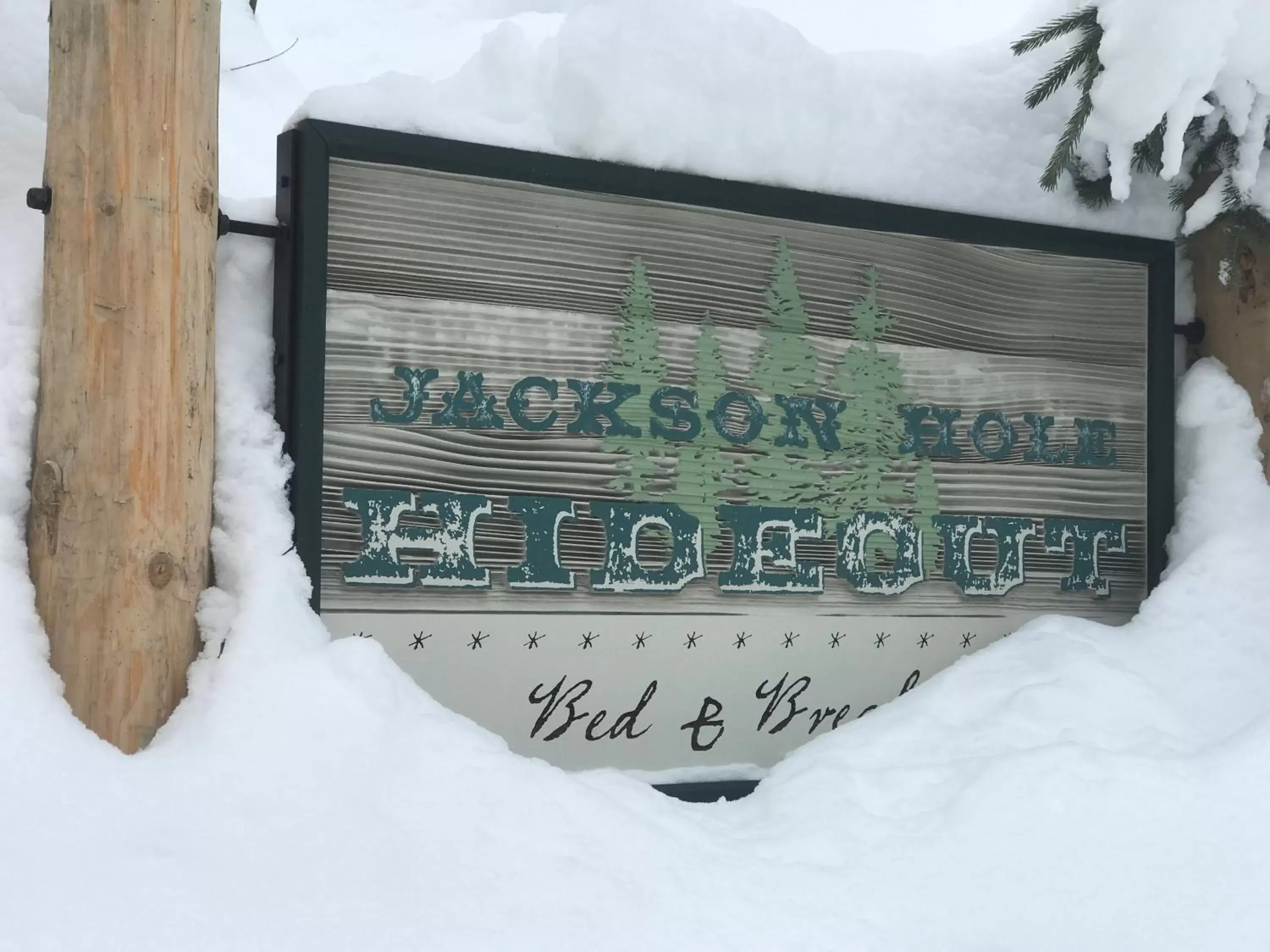 Property logo or sign in Jackson Hole Hideout