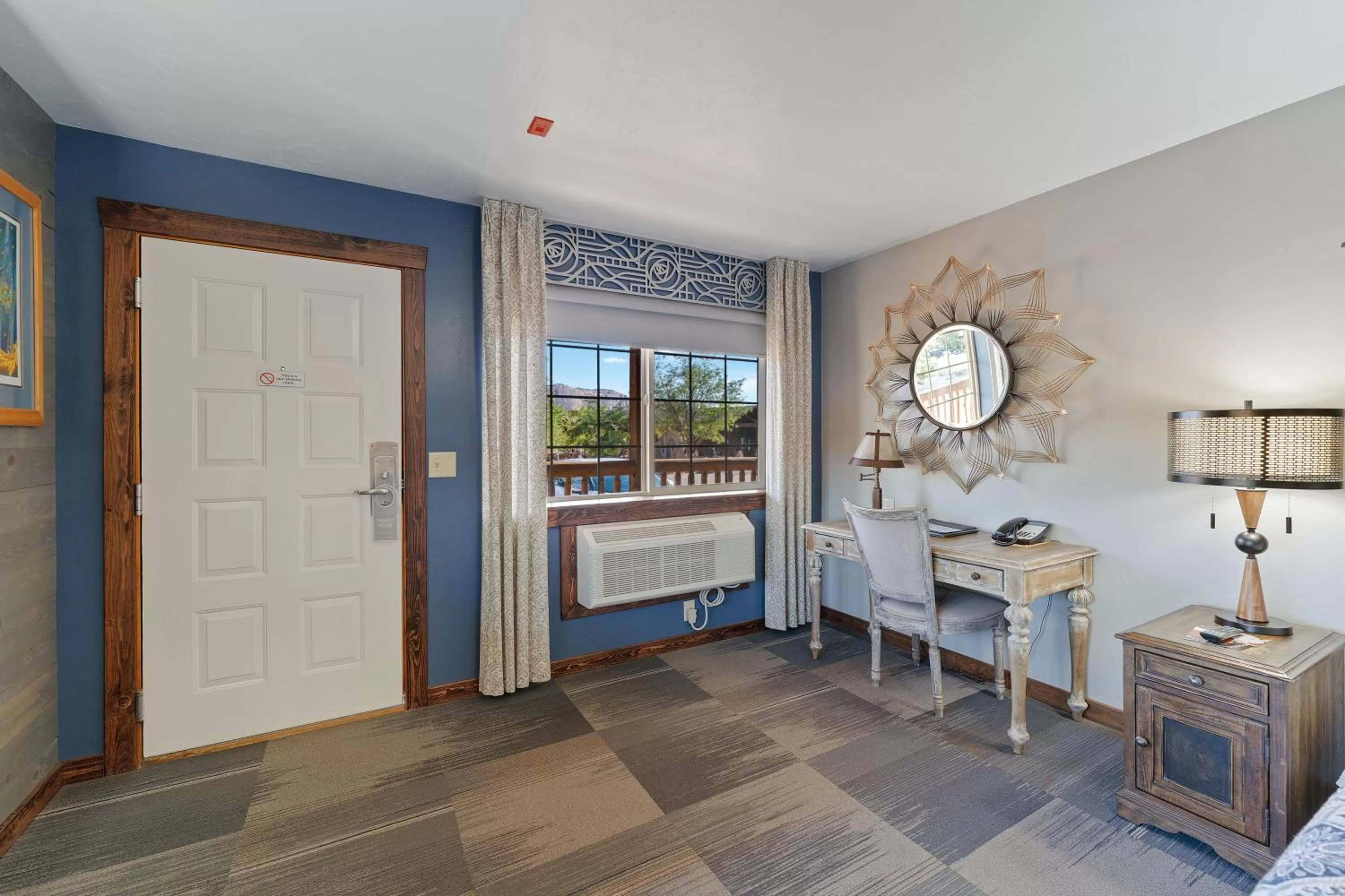 Seating area in Desert Rose Resort & Cabins