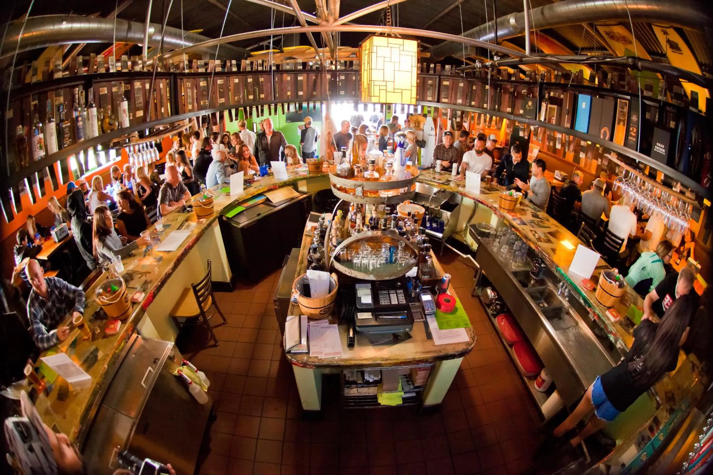 Restaurant/places to eat in Nomads Hotel