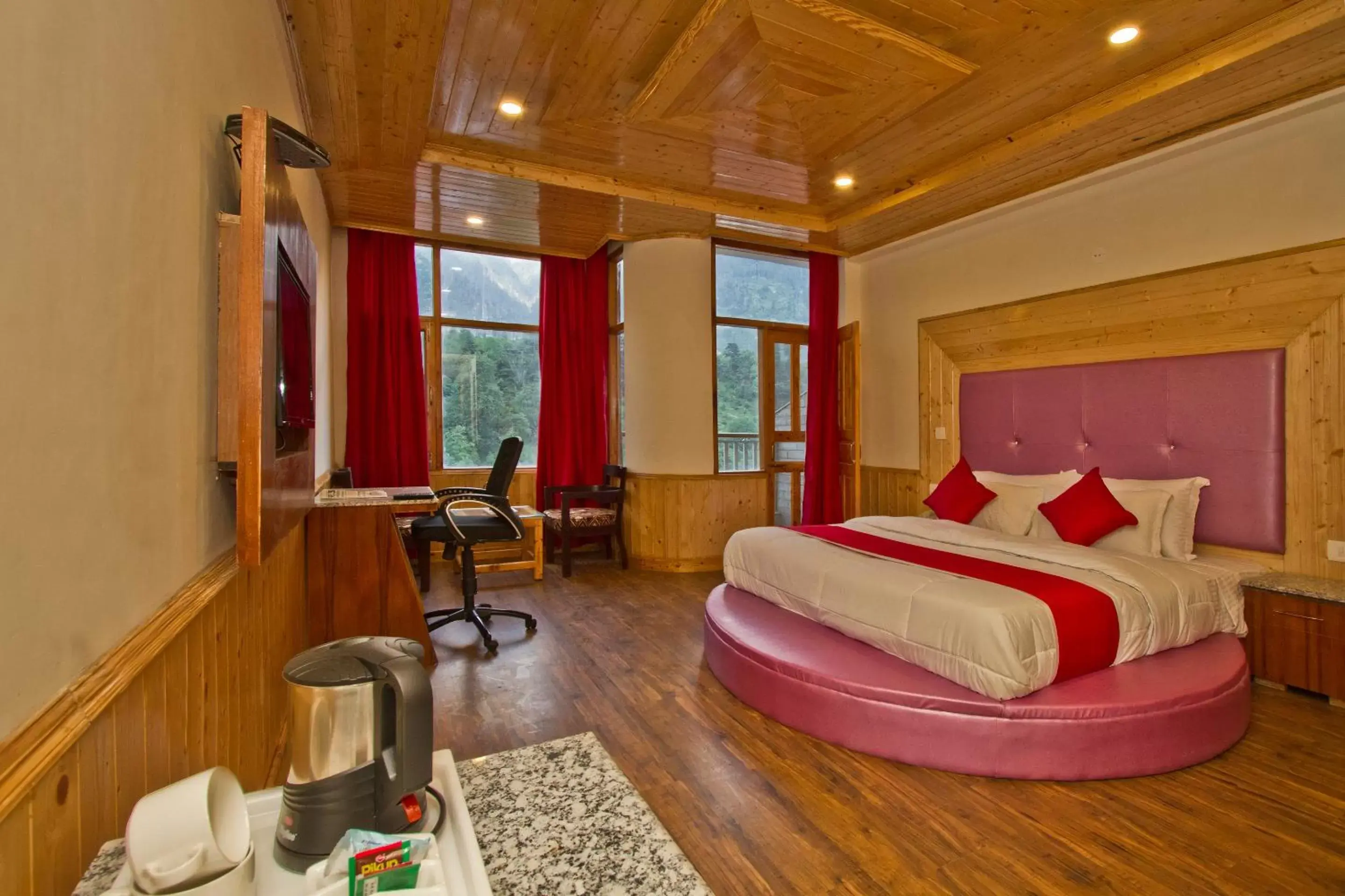 Photo of the whole room in Sarthak Regency ,Rangri ,Manali