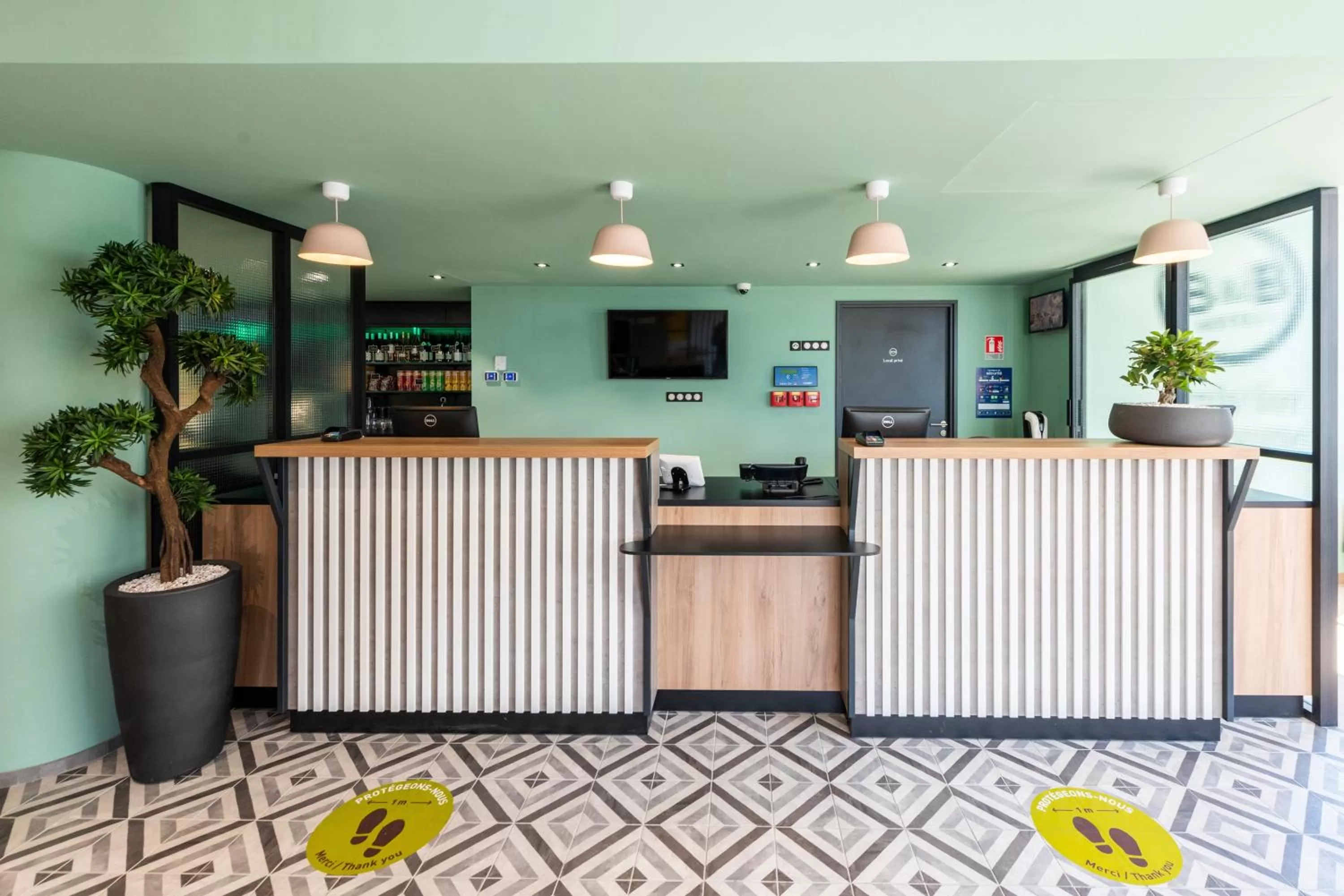 Lobby or reception in B&B HOTEL Nice Aéroport Arenas