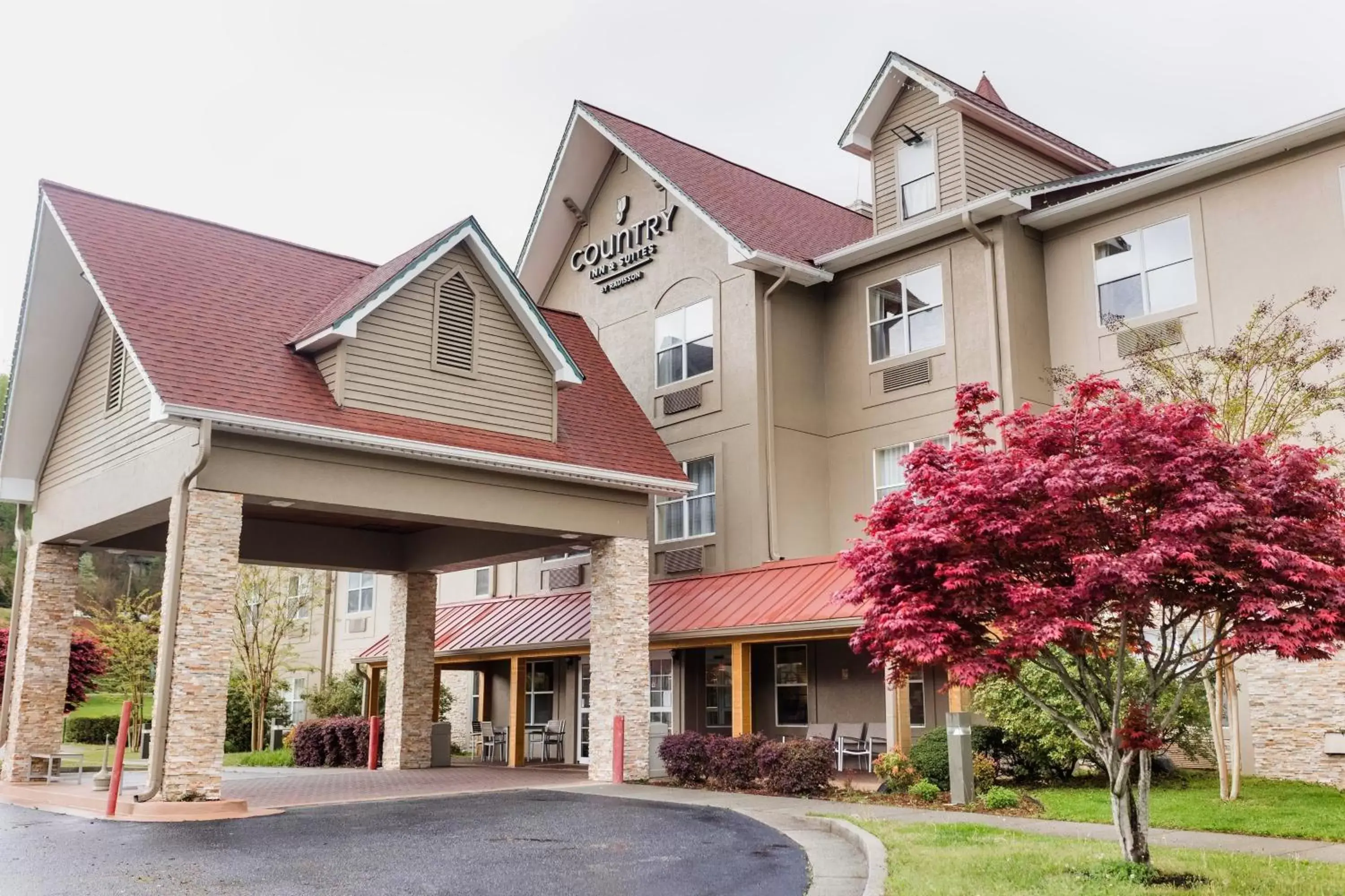Property Building in Country Inn & Suites by Radisson, Helen, GA