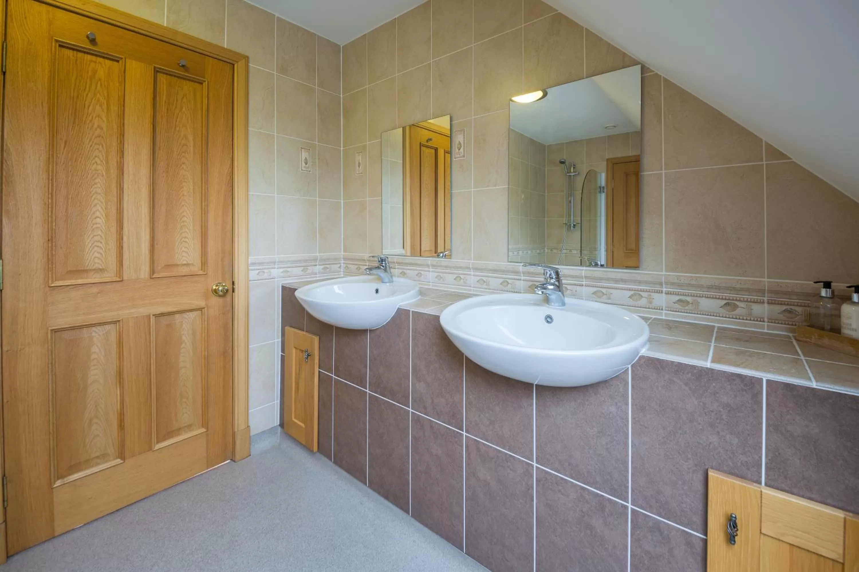 Bathroom in Errichel House and Cottages
