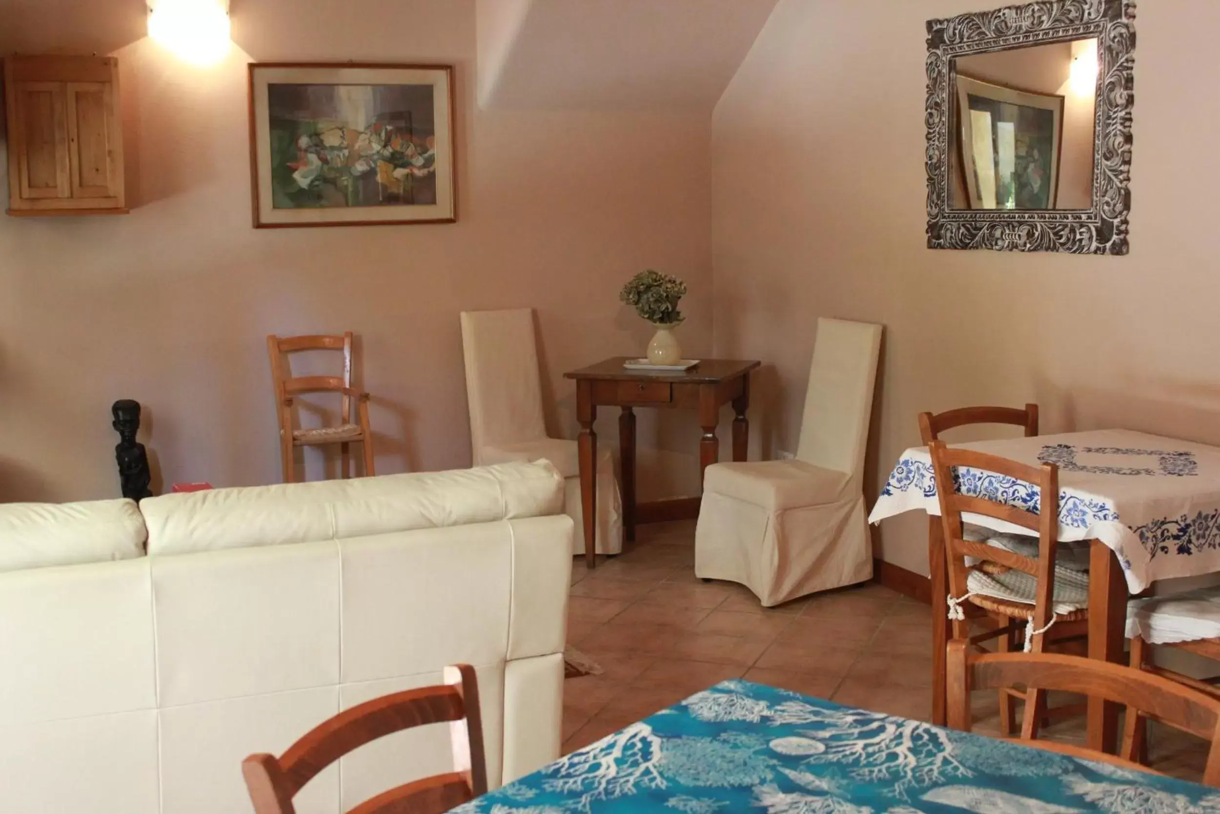 Communal kitchen, Restaurant/Places to Eat in B&B Al Borgo