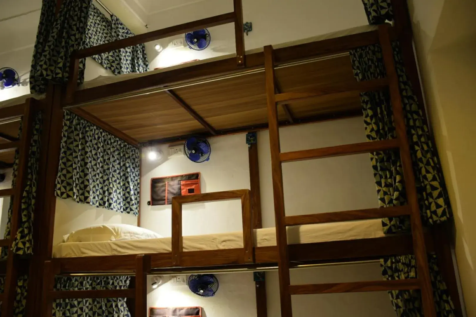 bunk bed, Bed in Jaipur Jantar Hostel