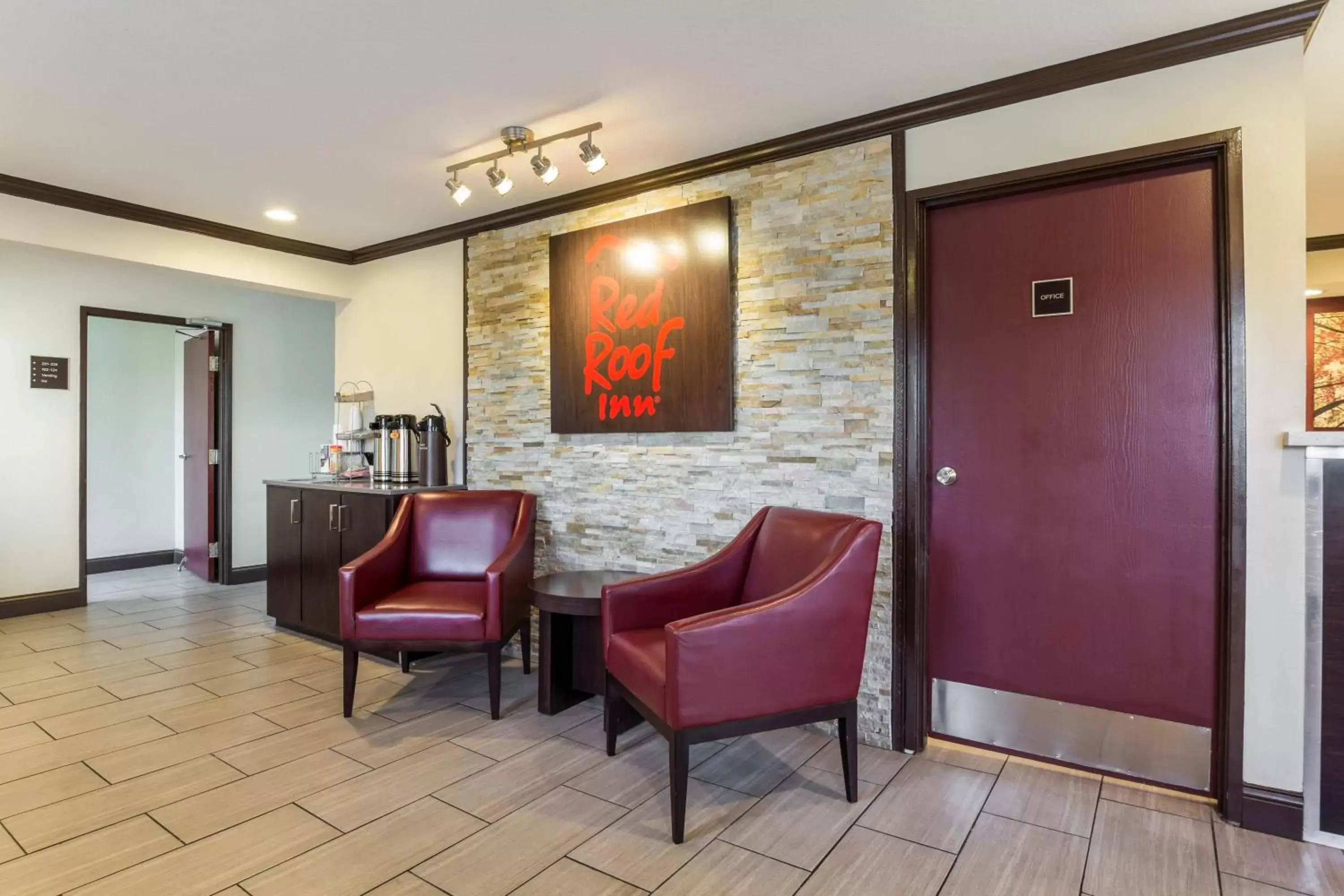 Lobby or reception in Red Roof Inn Dry Ridge
