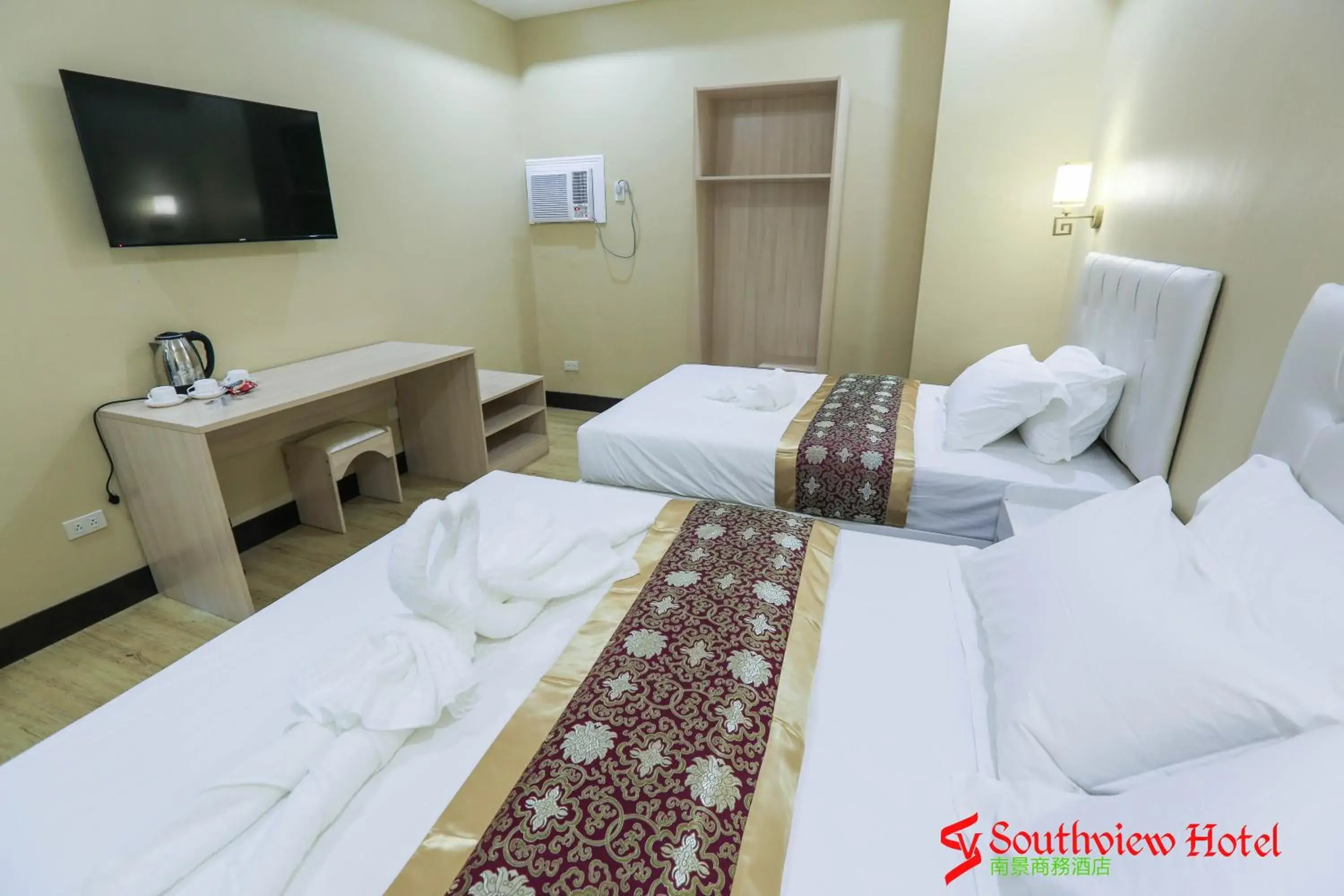 Bed in Southview Hotel