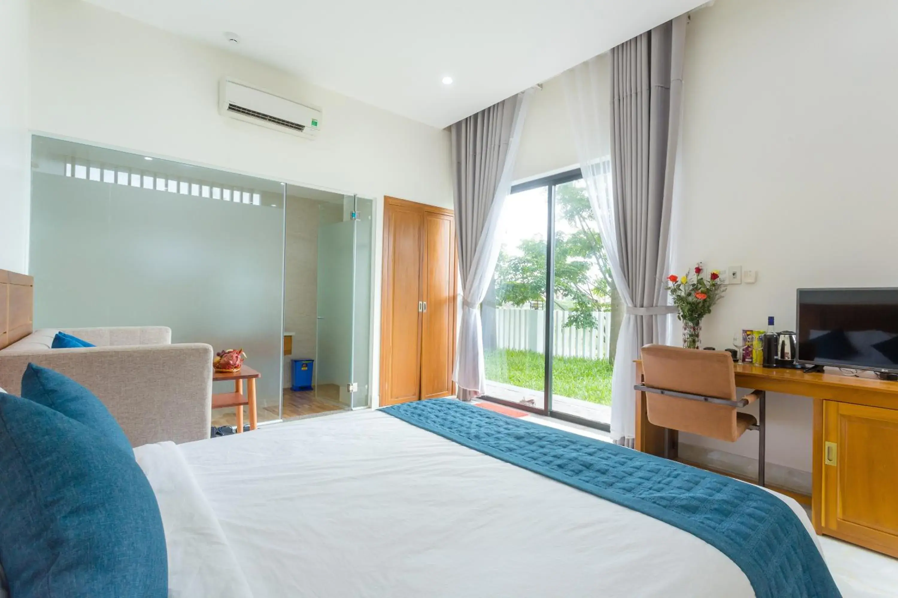 Bedroom, Bed in Hoi An Reverie Villas