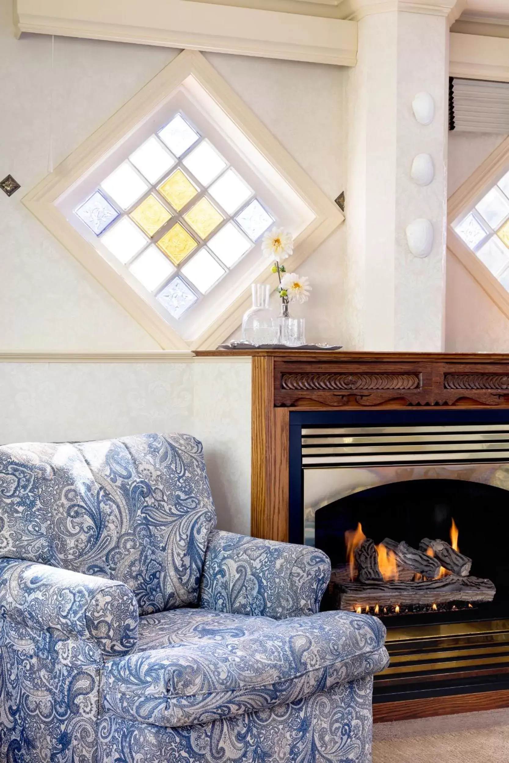 Decorative detail, Seating Area in Seven Gables Inn on Monterey Bay, A Kirkwood Collection Hotel