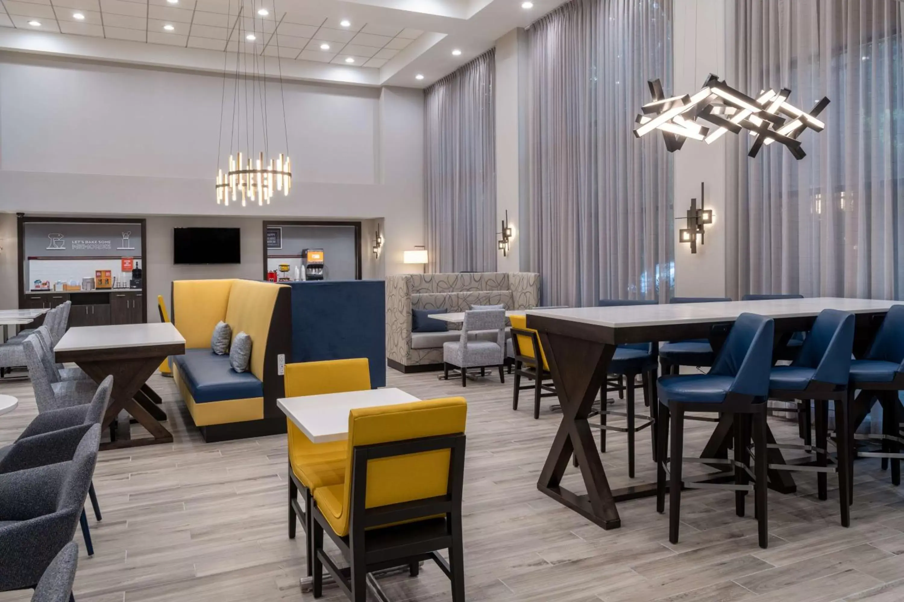 Lobby or reception, Restaurant/Places to Eat in Hampton Inn & Suites Agoura Hills