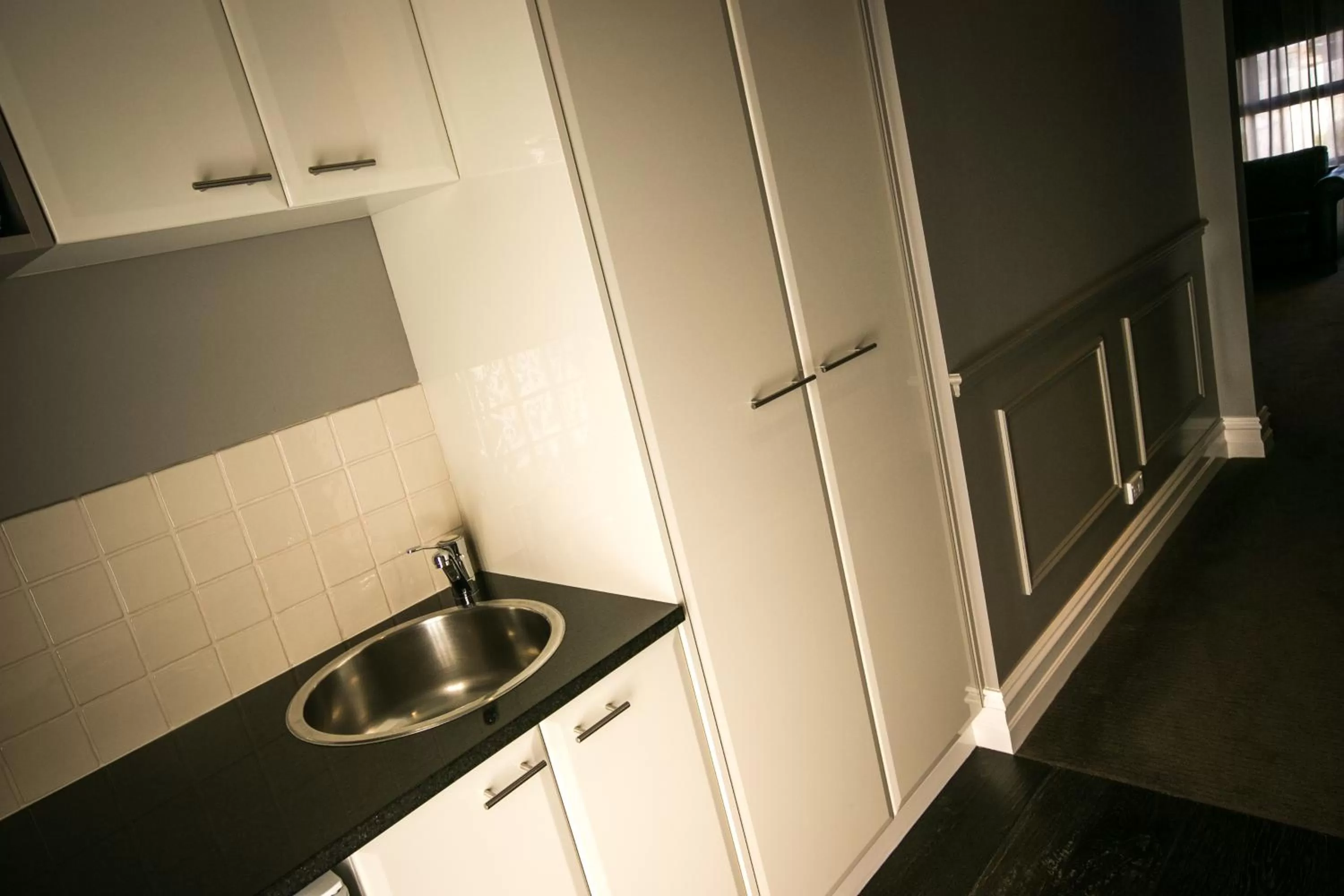 Kitchen or kitchenette in Gallery Apartments