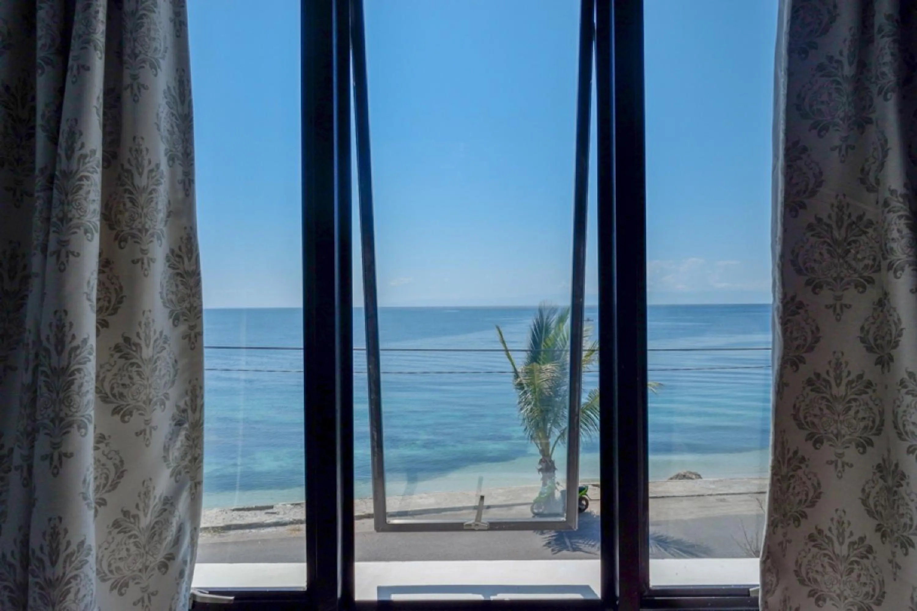 RedDoorz Plus Syariah @ Hotel Boulevard Luwuk